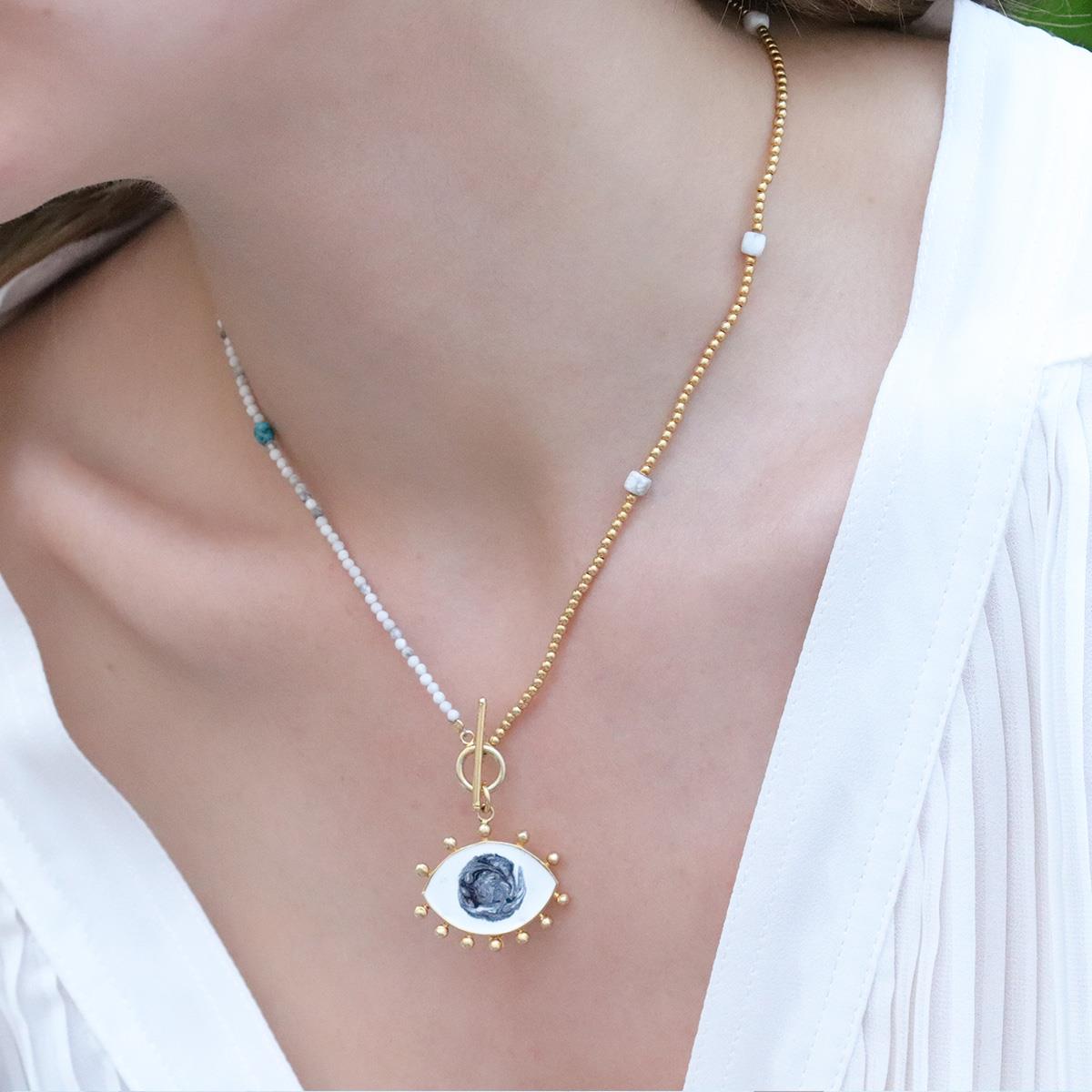 Mine İşli Göz Modeli Gold Kaplama Doğaltaşlı Gümüş Kolye