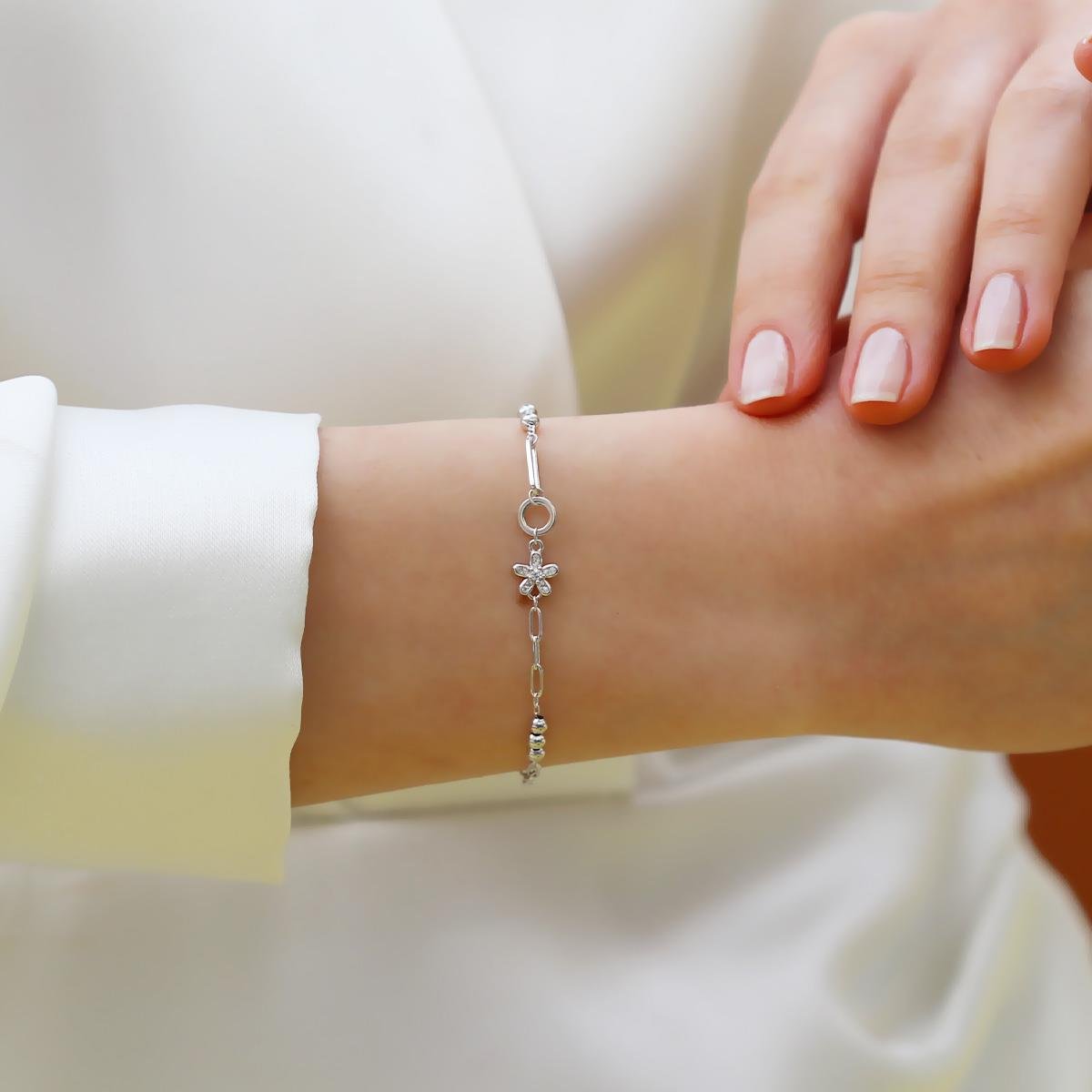 Mini Çiçek Zirkon Taşlı Gümüş Bileklik