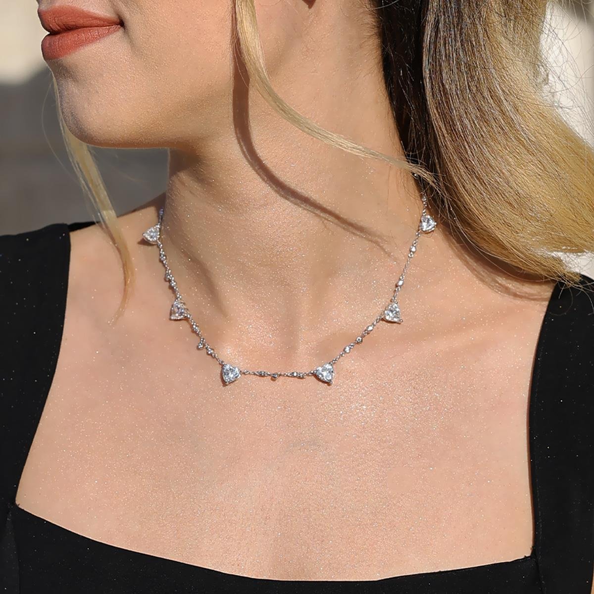 Mozanit Taşlı Kalp Gümüş Kolye