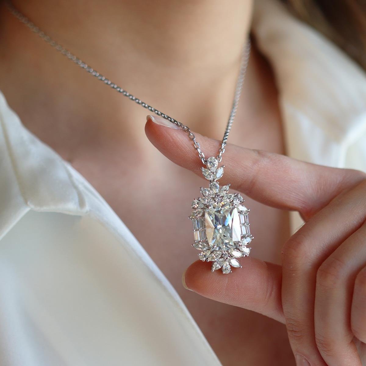 Okyanusun Kalbi Baget Sky Diamond Gümüş Kolye