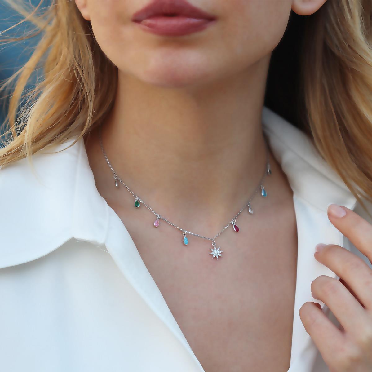 Renkli Damla Taşlı Kutup Yıldızı Detaylı Gümüş Trend Kolye