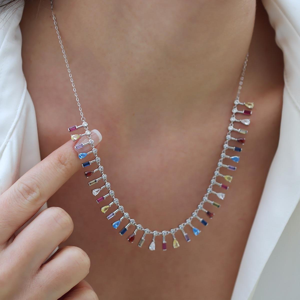 Renkli Trend Taşlı Gümüş Kolye