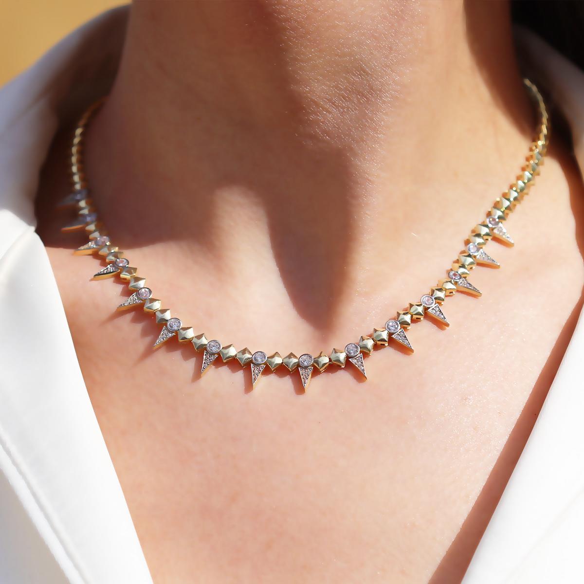 Thorn Zirkon Taşlı Gold Kaplama Gümüş Kolye