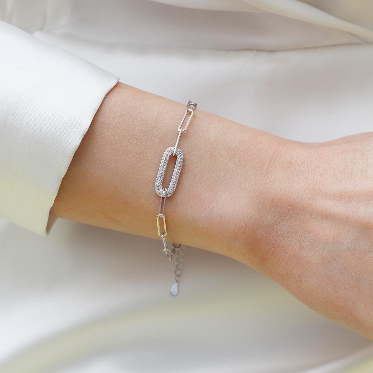 Trend Zincirli Taşlı Gümüş Bileklik