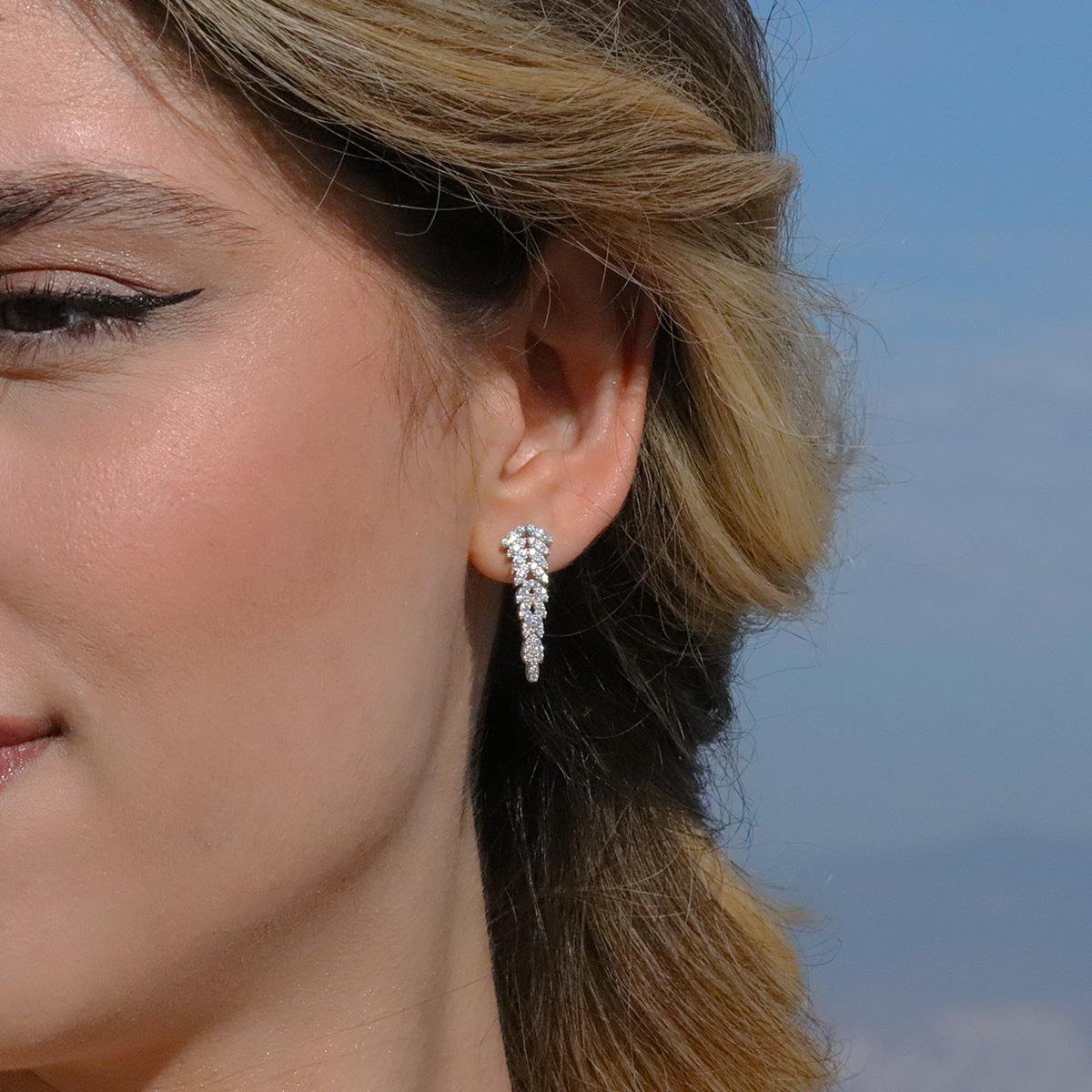 Yaprak Modeli Taşlı Starlight Diamond Gümüş Set