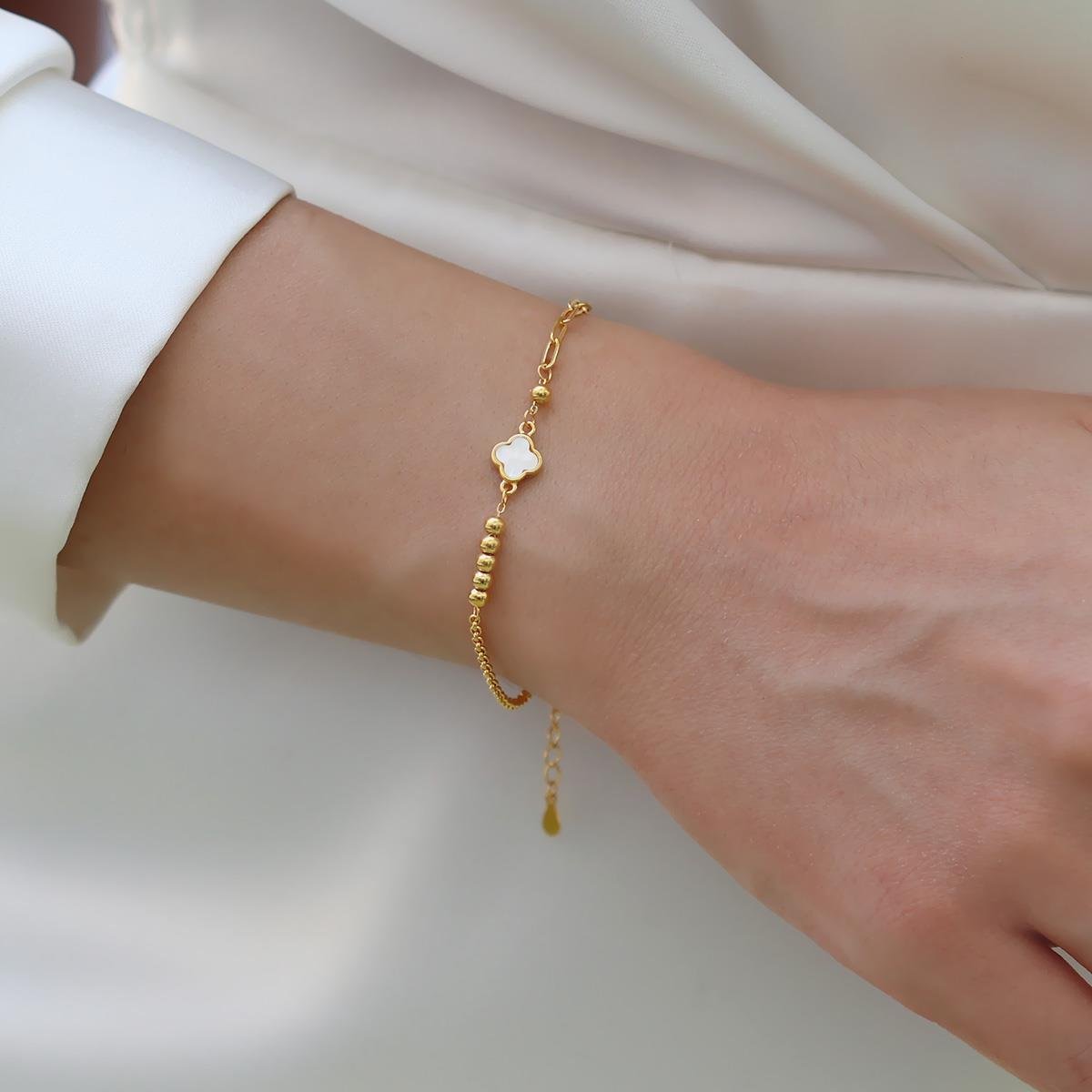 Yonca Sedefli Trend Gold Gümüş Bileklik