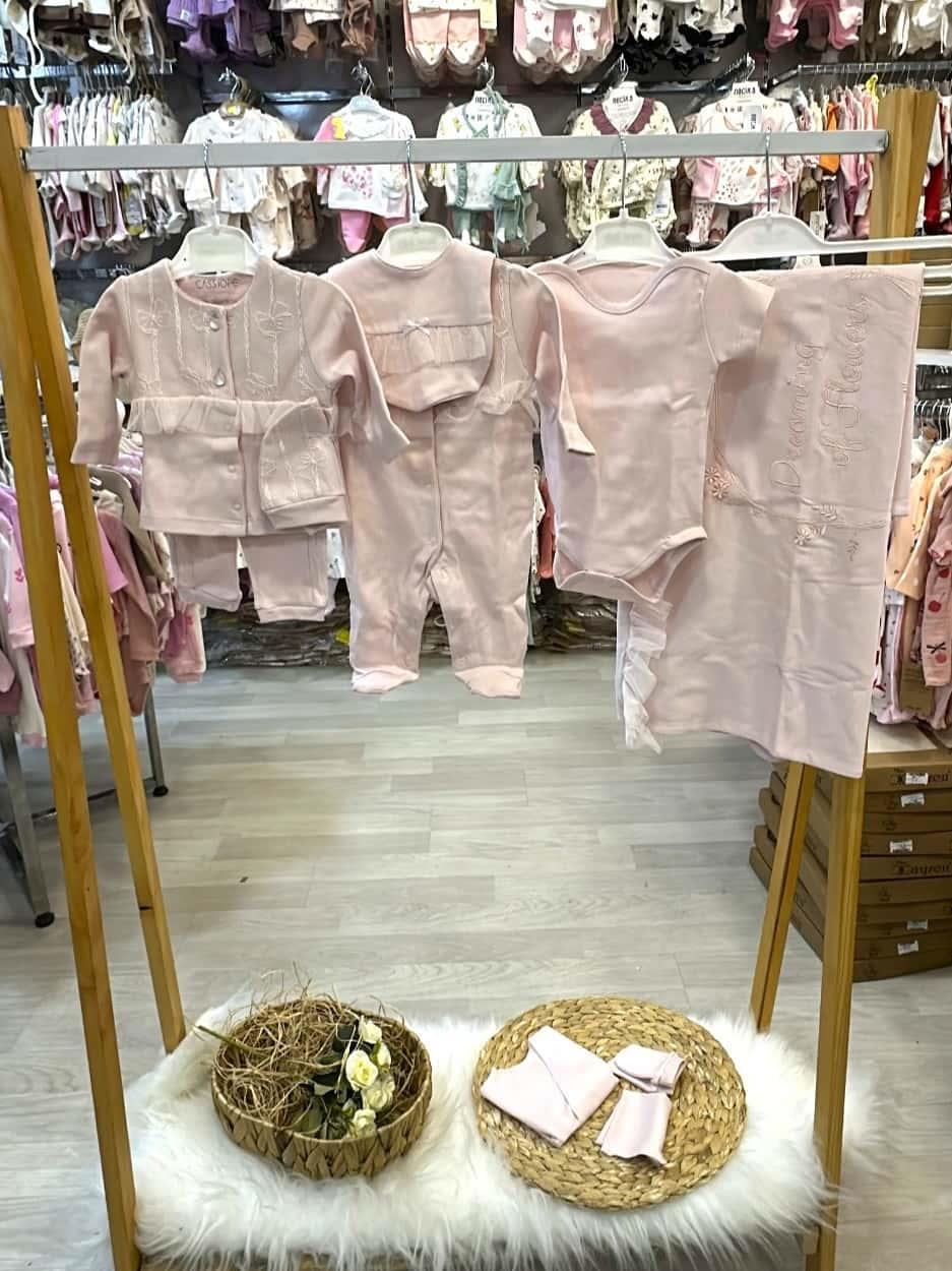 Kız Bebek Hastane Çıkışı & Zıbın Set