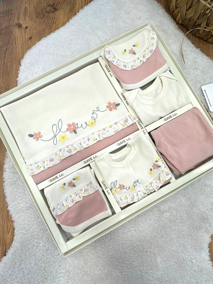 Kız Bebek Hastane Çıkışı & Zıbın Set