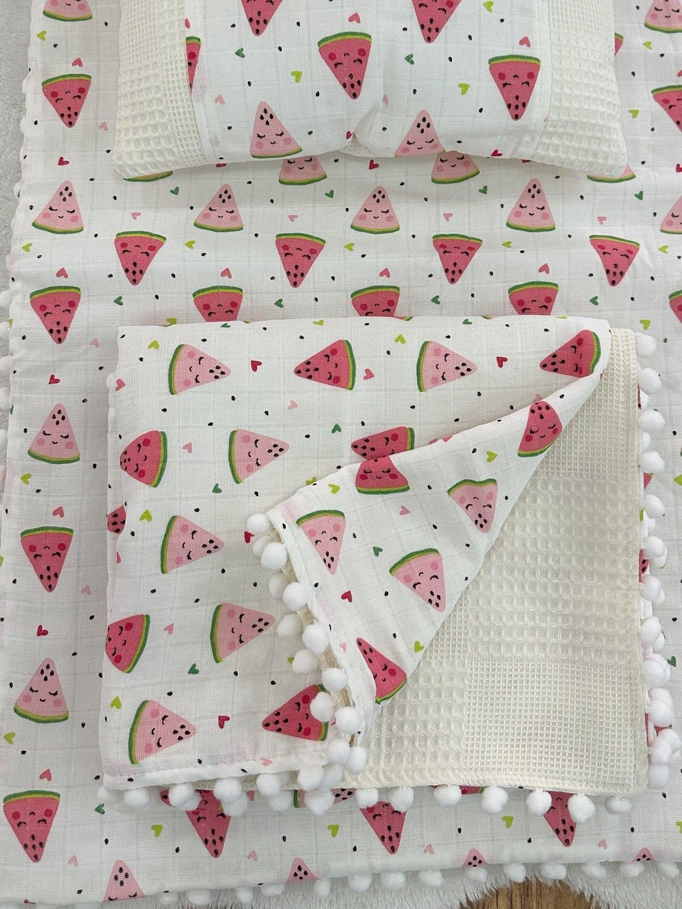 Karpuz Baskılı Müslin Krem Pike Alt Açma Battaniye Yastık 3lü Set