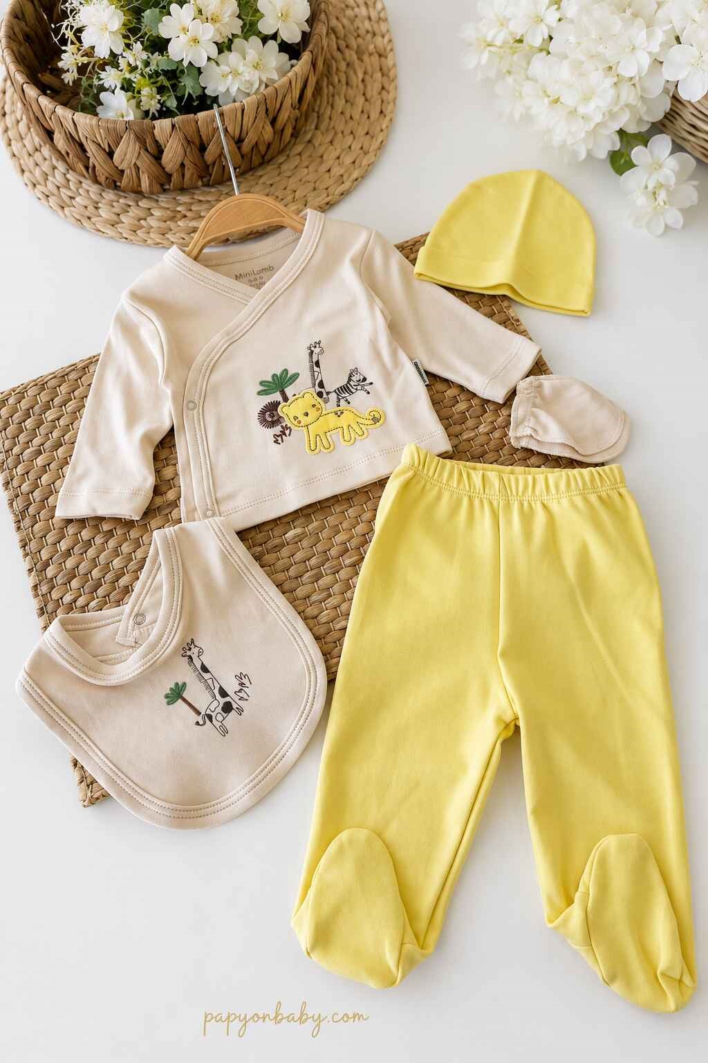 Erkek Bebek Hastane Çıkışı & Zıbın Seti