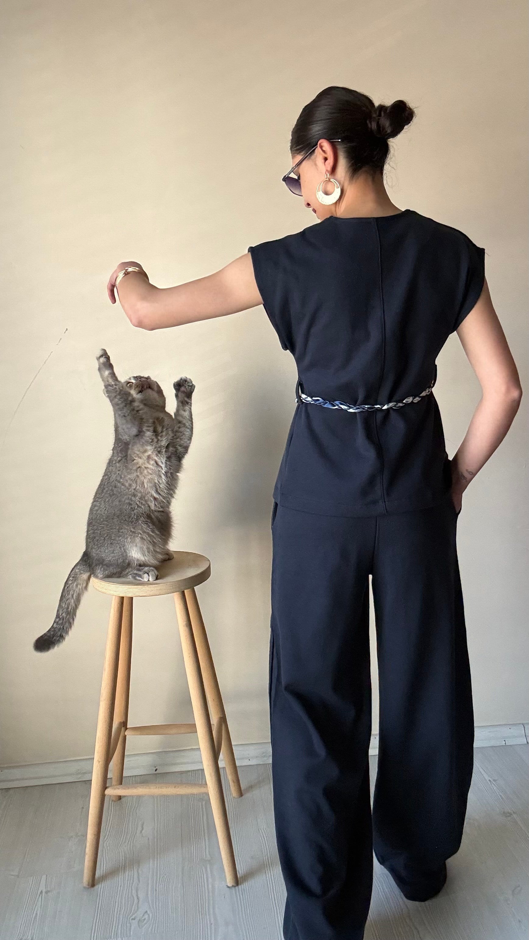 Denim Efekt Aksesuarlı Yelek Pantolon Takım