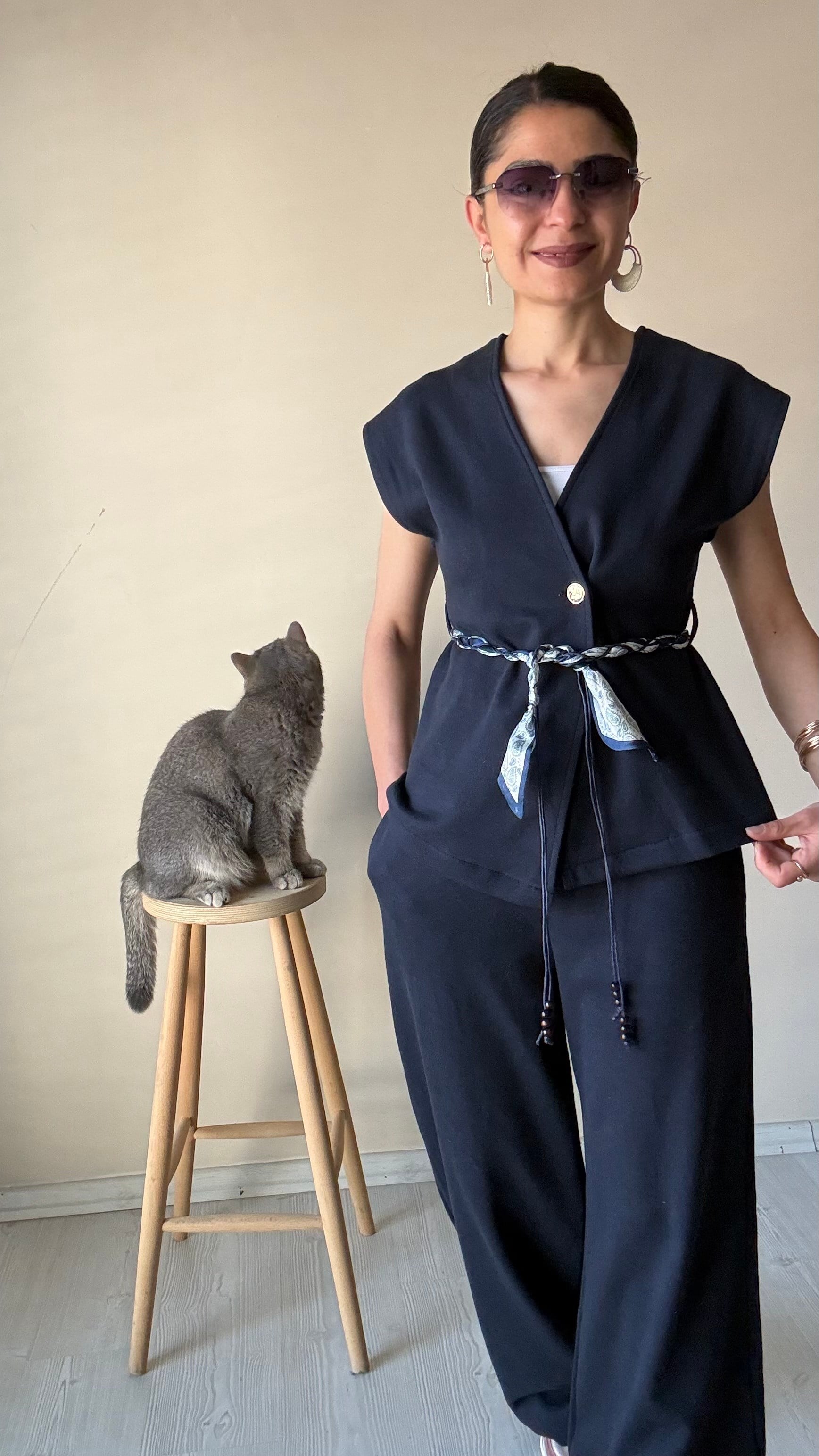 Denim Efekt Aksesuarlı Yelek Pantolon Takım