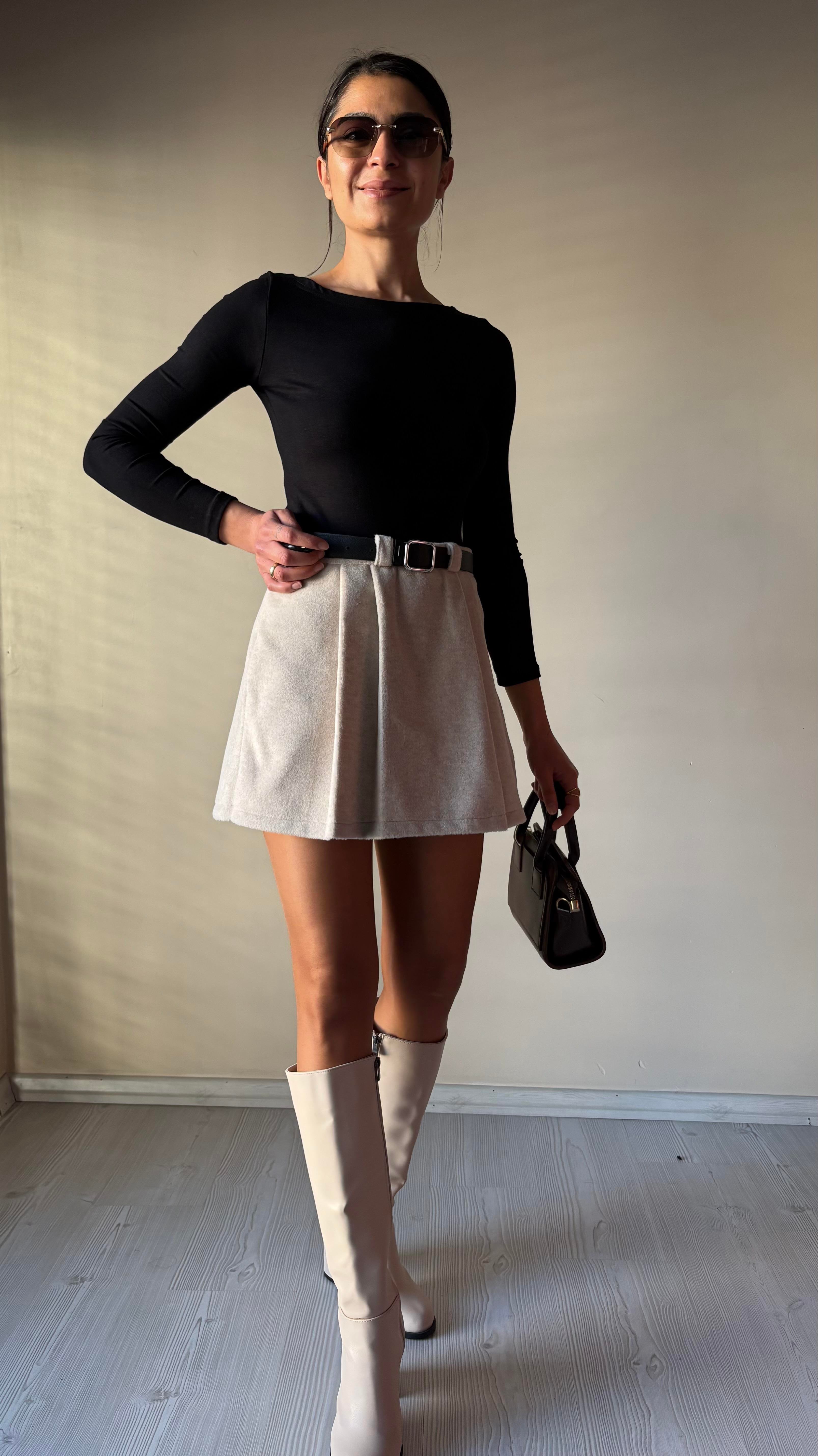 Ekru Kaşe Şort Etek