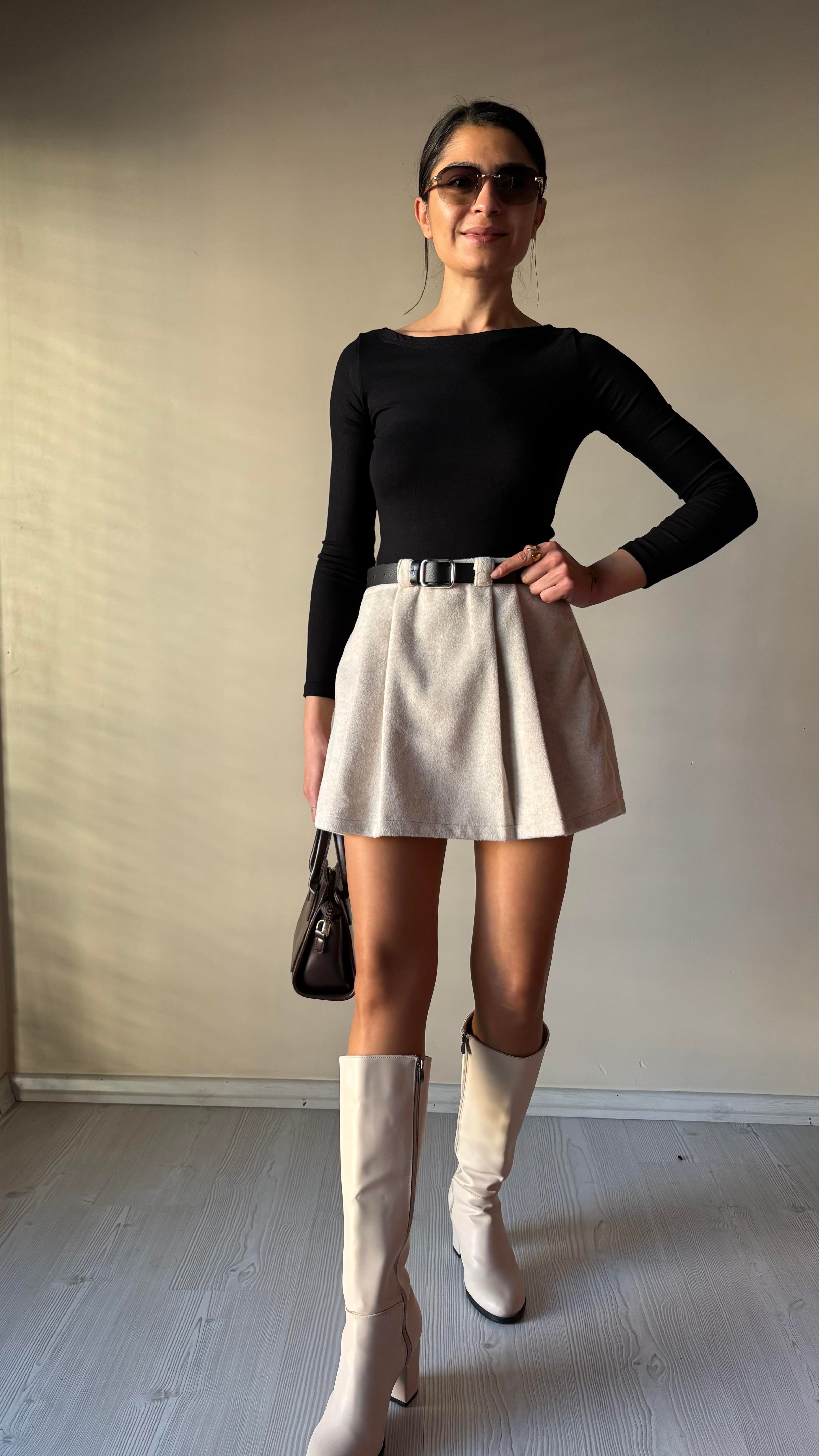 Ekru Kaşe Şort Etek