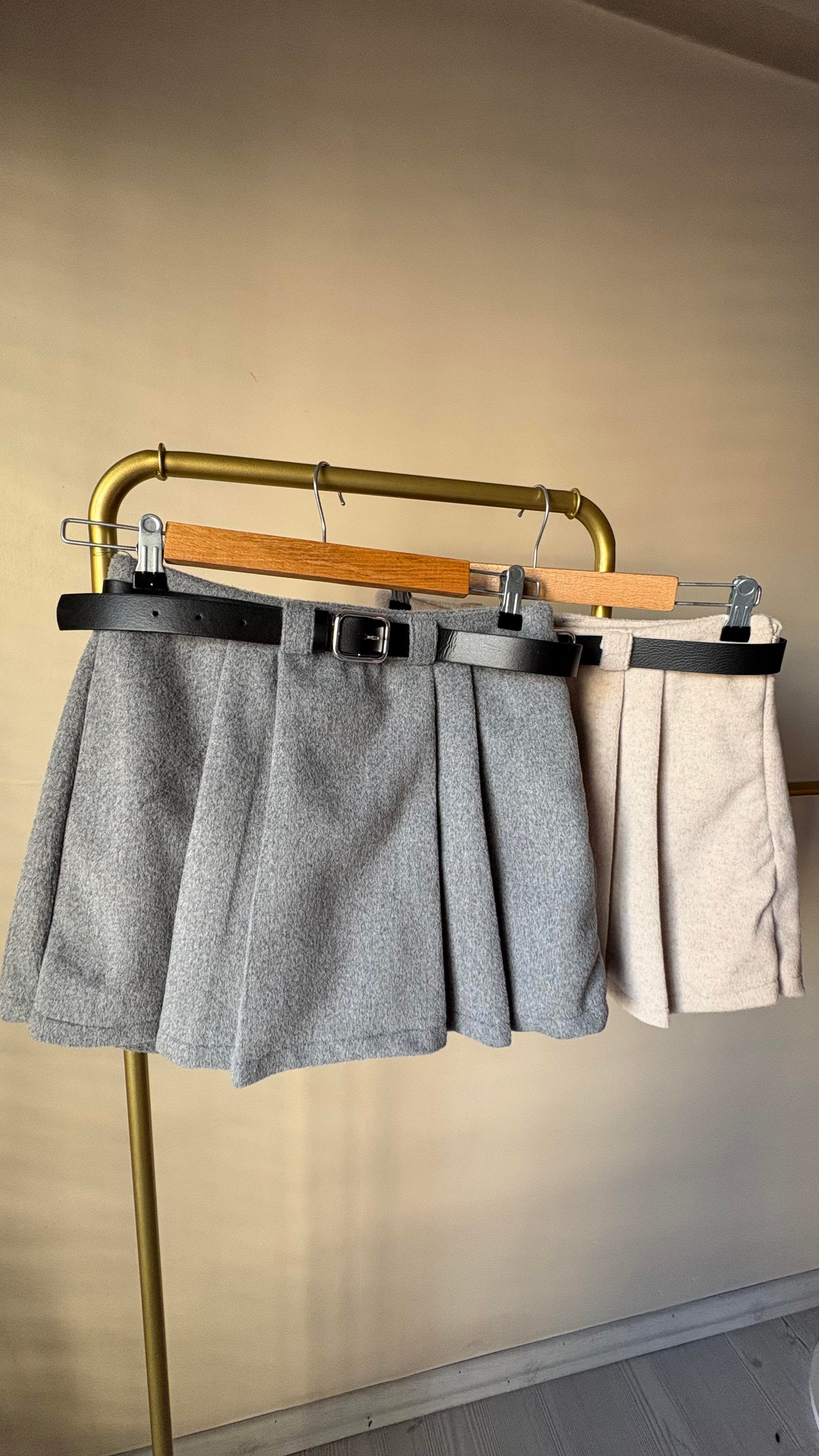 Ekru Kaşe Şort Etek