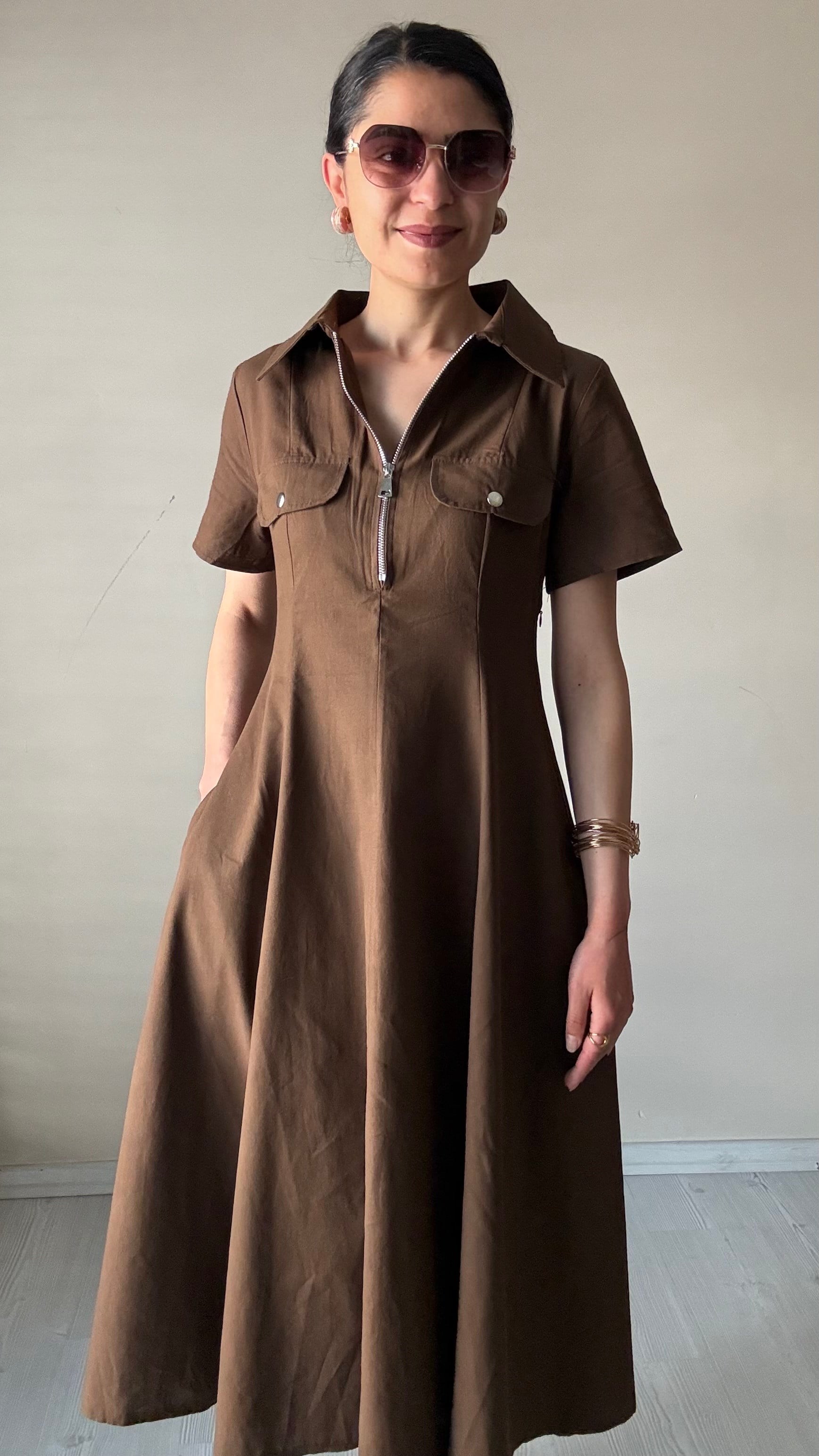 Kahve Fermuarlı Polo Yaka Keten Elbise 