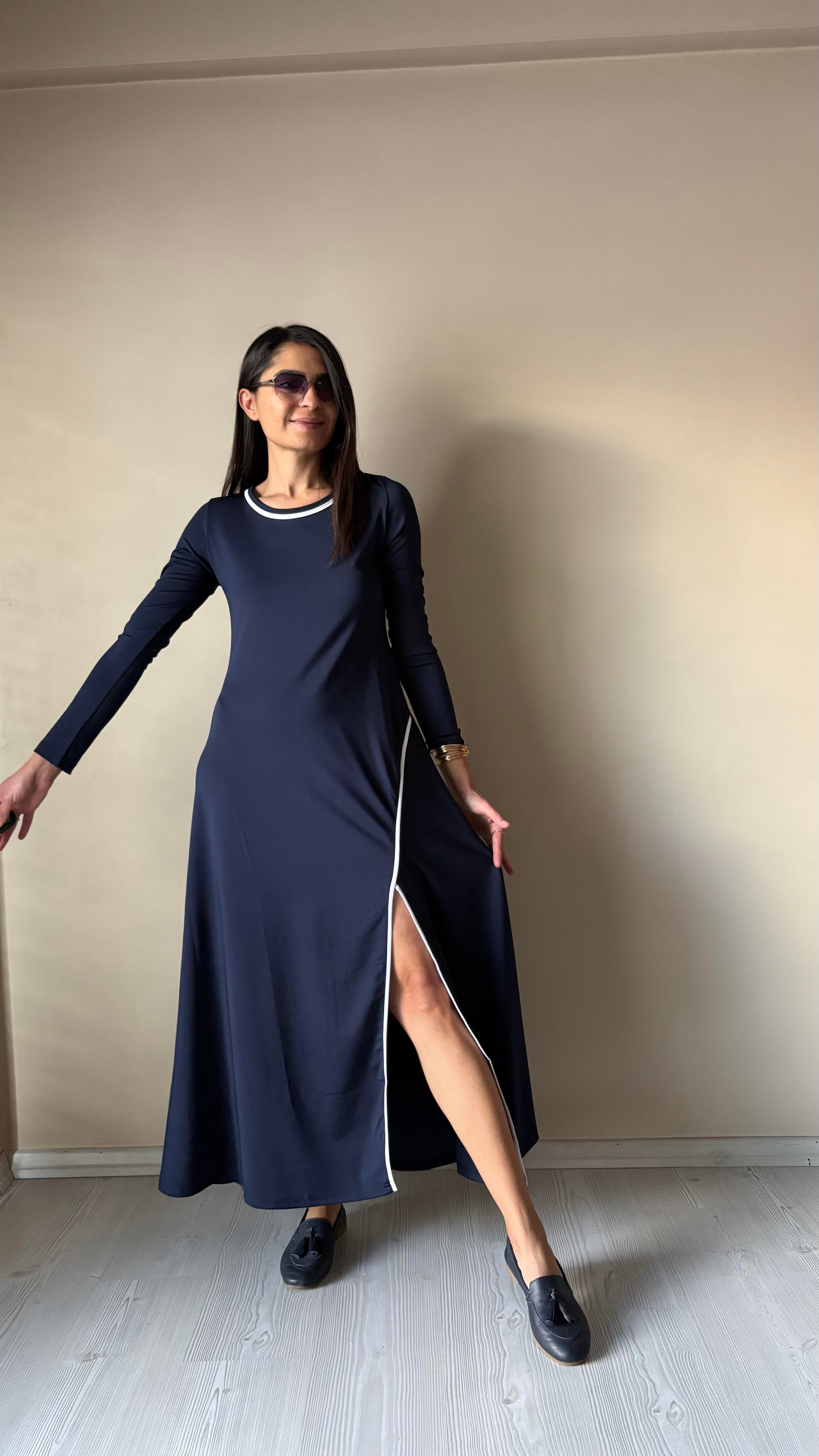 Lacivert Dalgıç Yaka Biyeli Elbise 