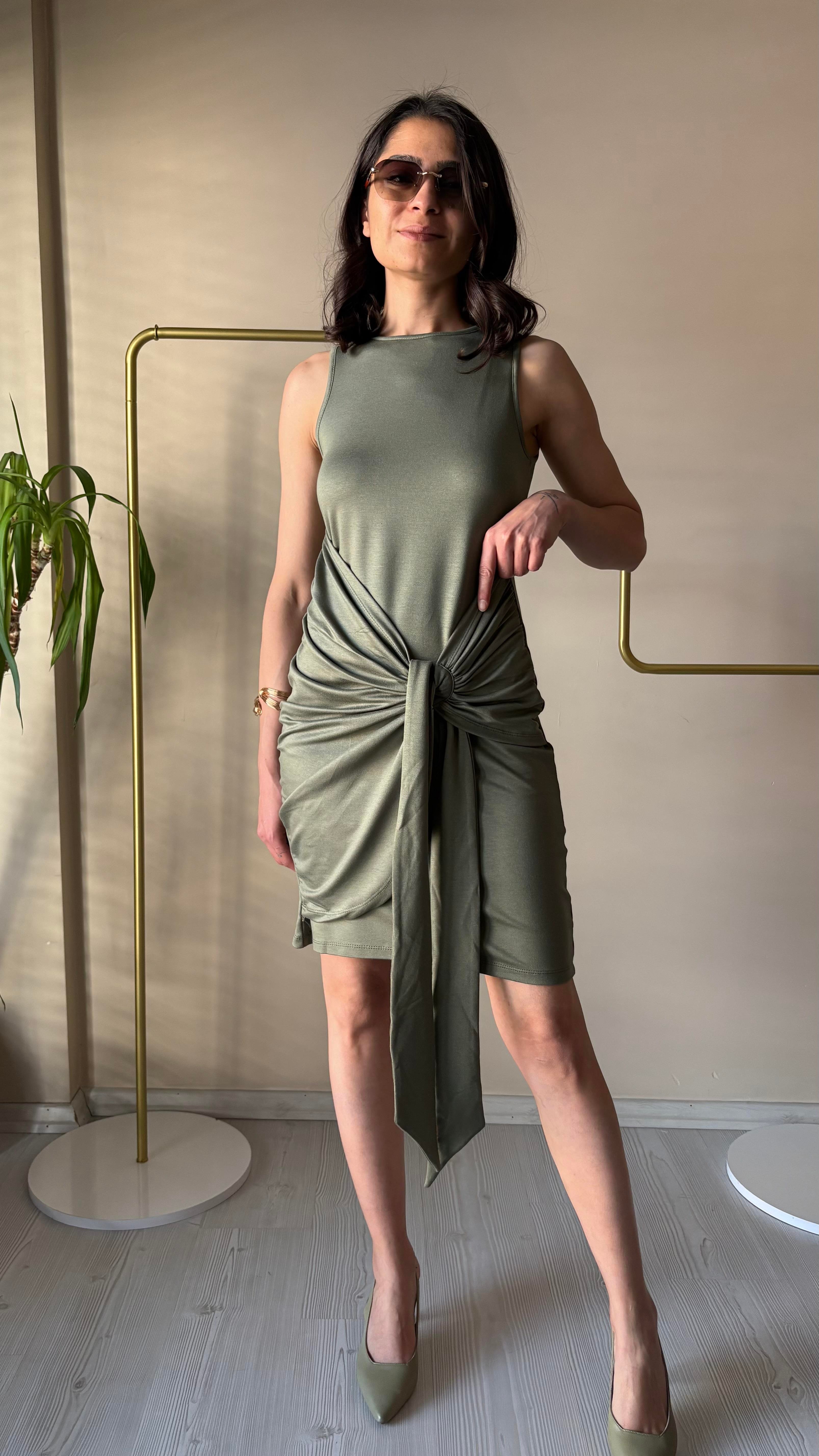 Mint yeşil kolsuz Elbise 