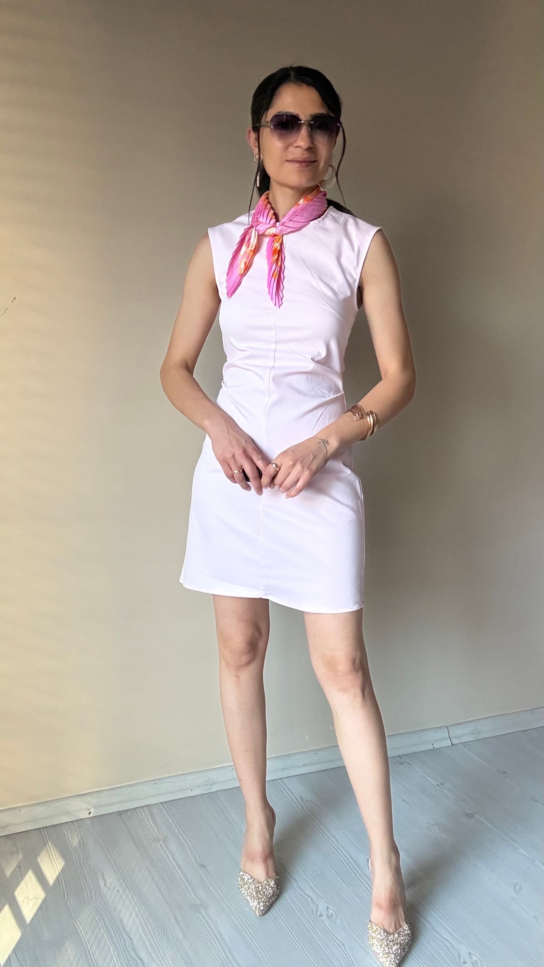 Pembe Likralı Elbise