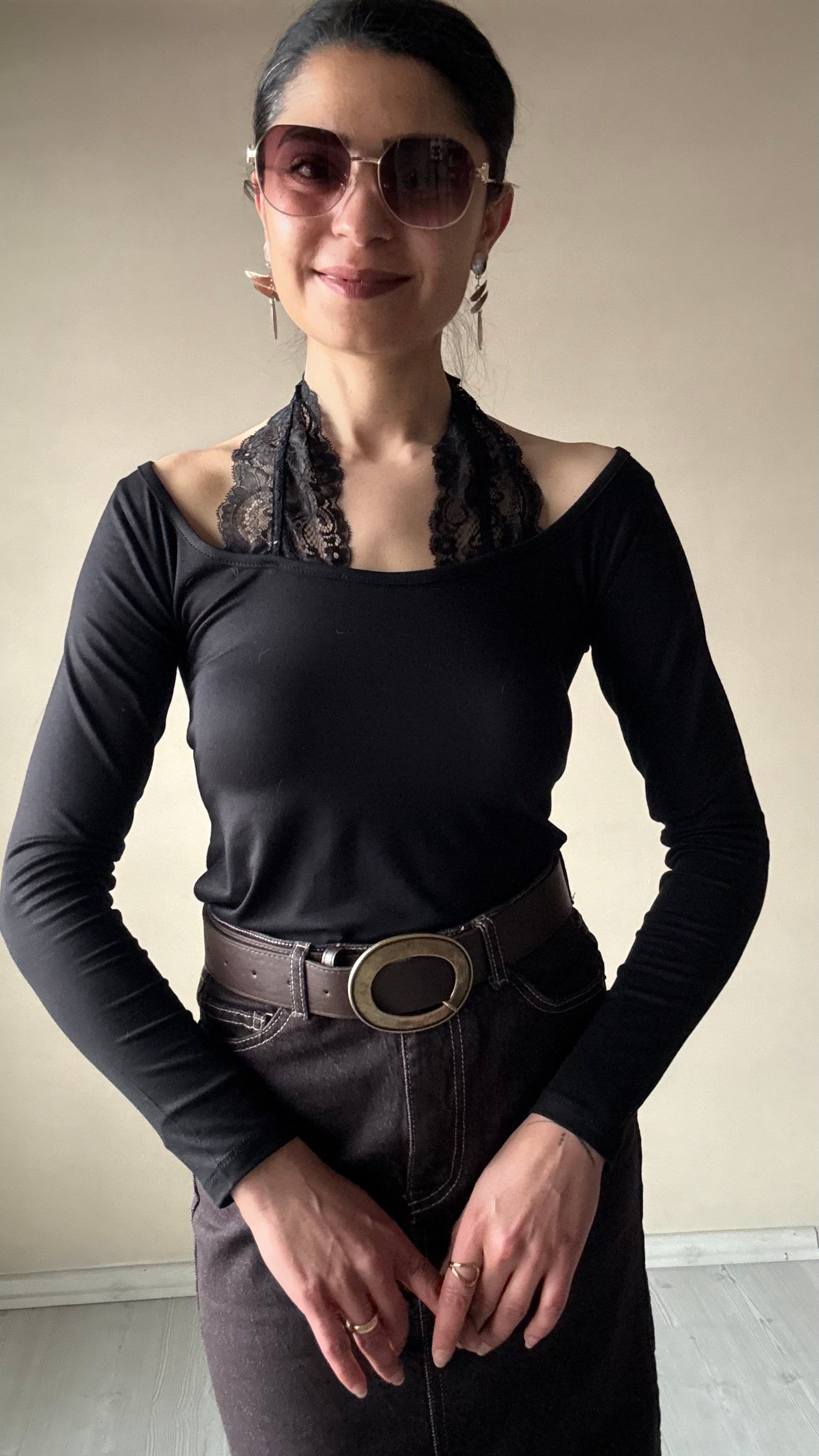 Siyah Yaka Dantel Ense Bağlamalı body