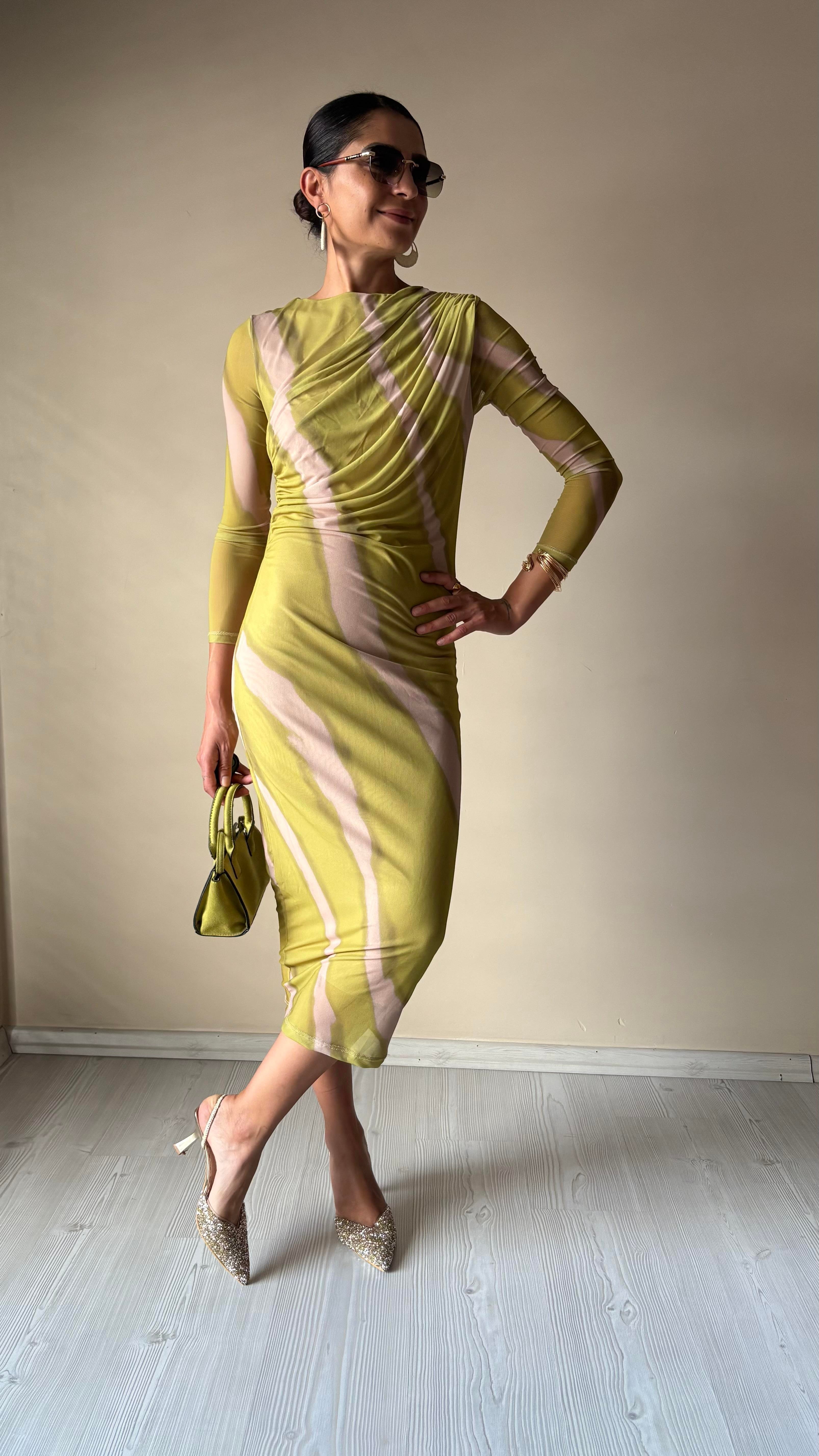 Yeşil Drapeli Tül Elbise 