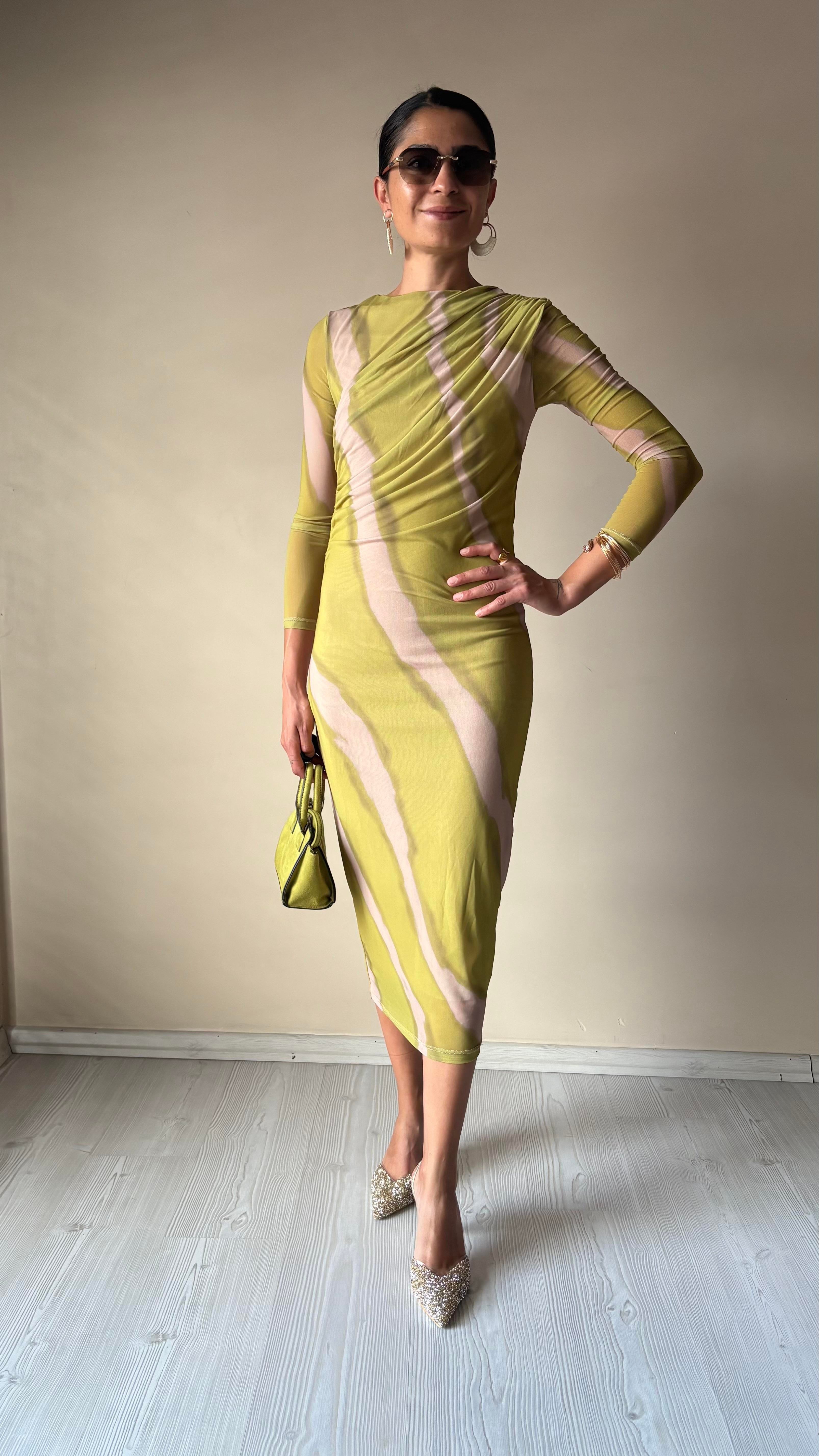 Yeşil Drapeli Tül Elbise 