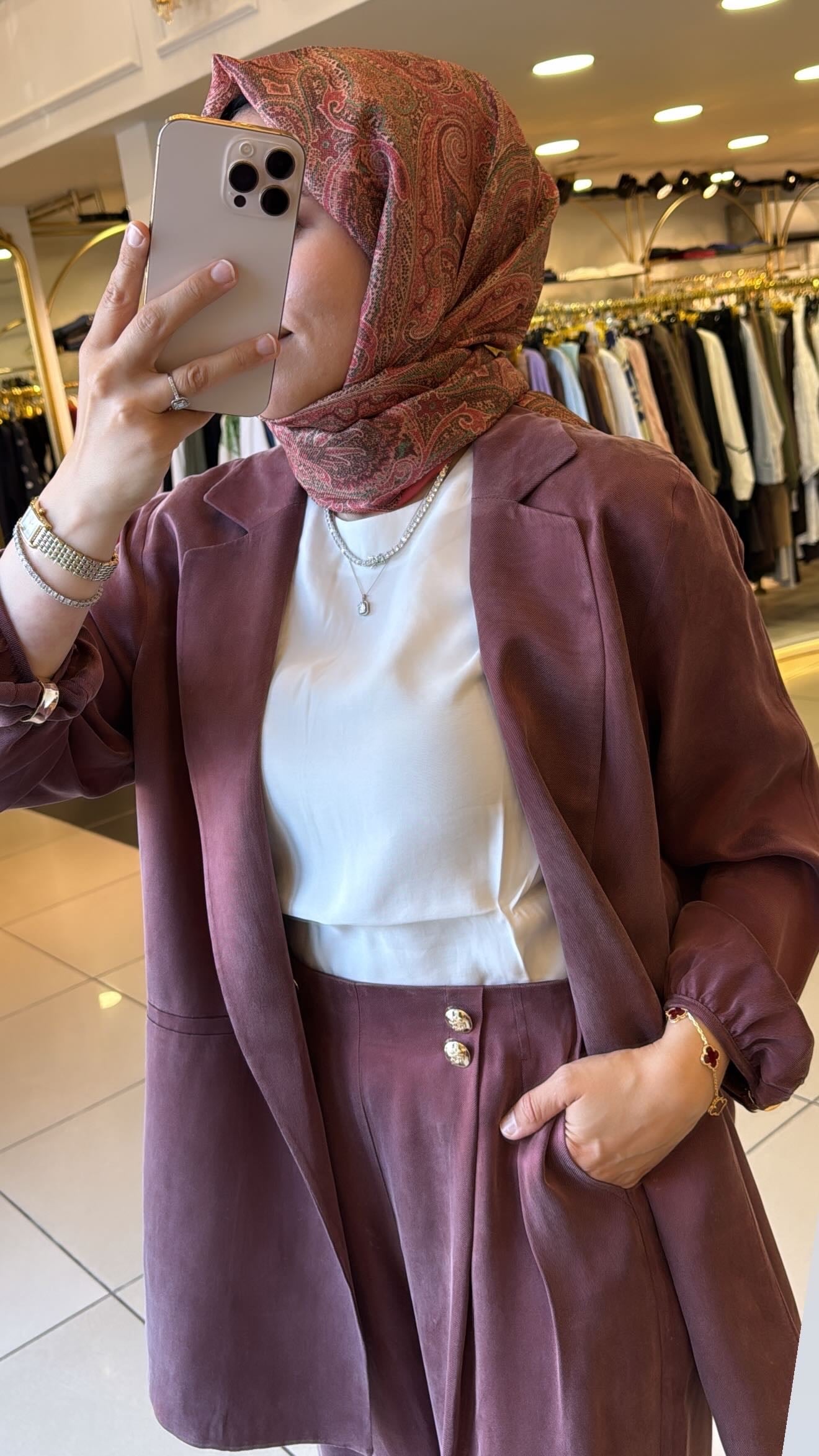 GHİSA TAKIM