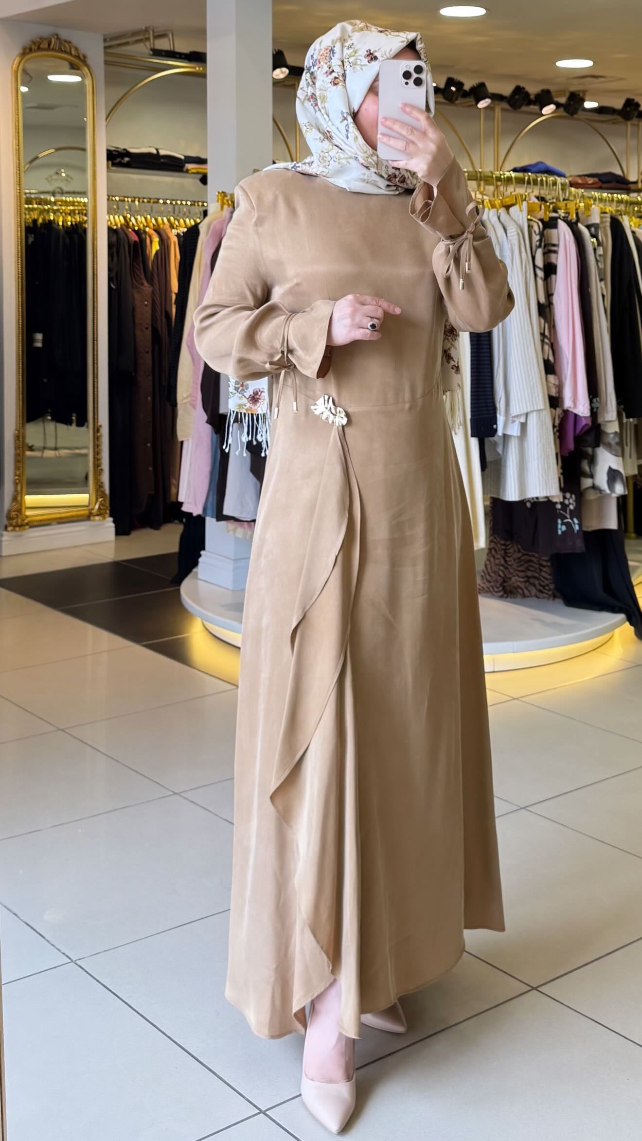 VENÖVE İPEK ELBİSE 