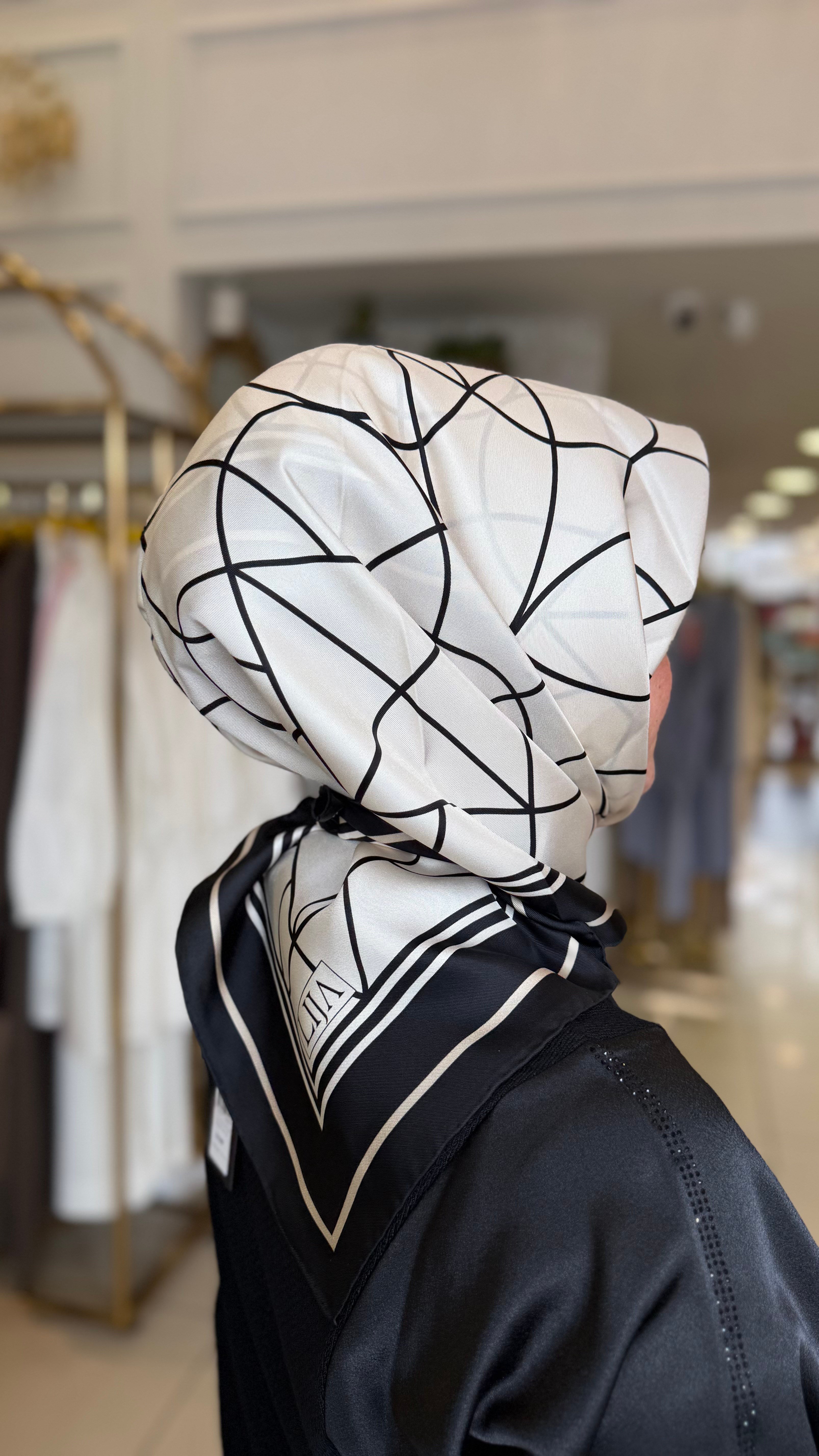 YEŞİM ÖZCAN EŞARP