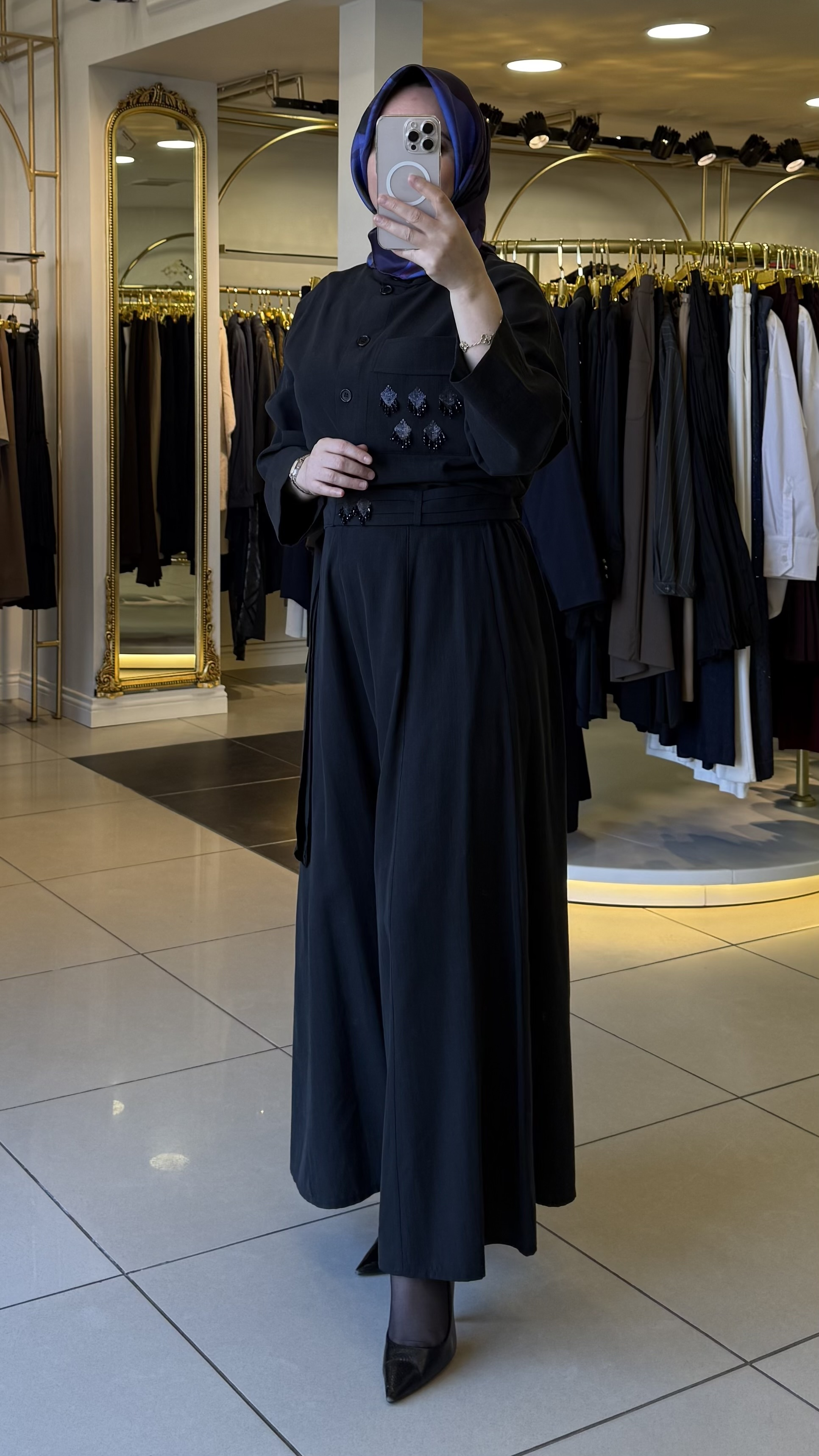 YEŞİM ÖZCAN TAKIM 