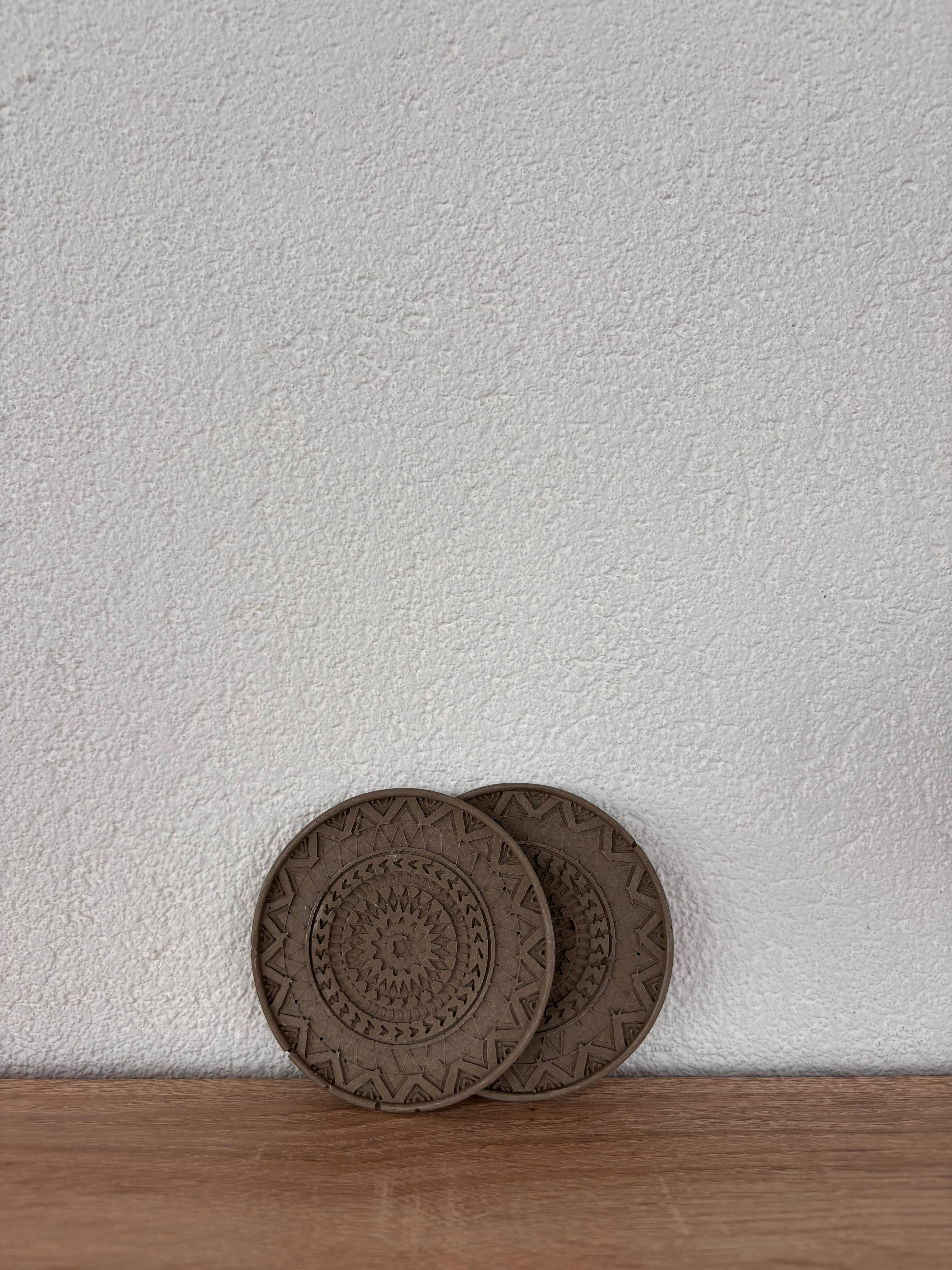 Atölye Mona Jesmonite 2'Li Mandala Bardak Altlığı Kahverengi