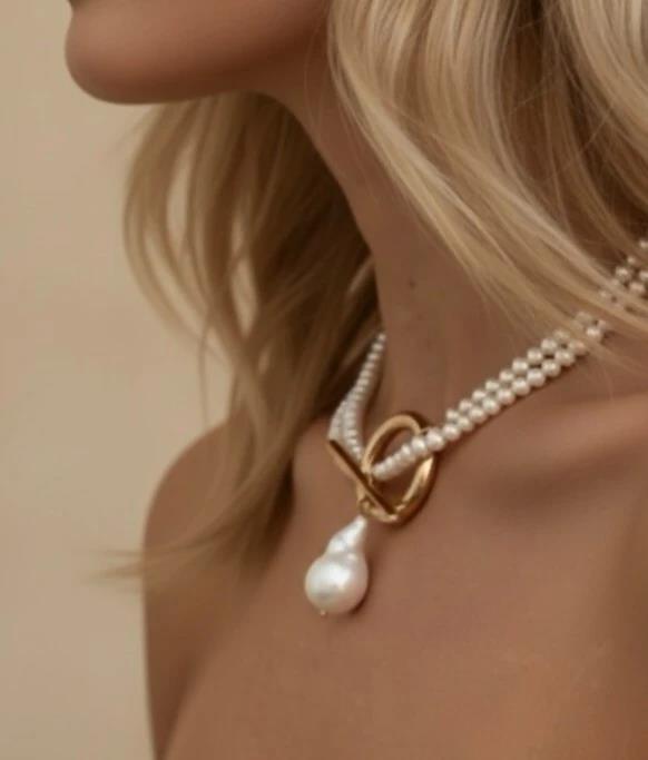 Baroque Touch Kolye