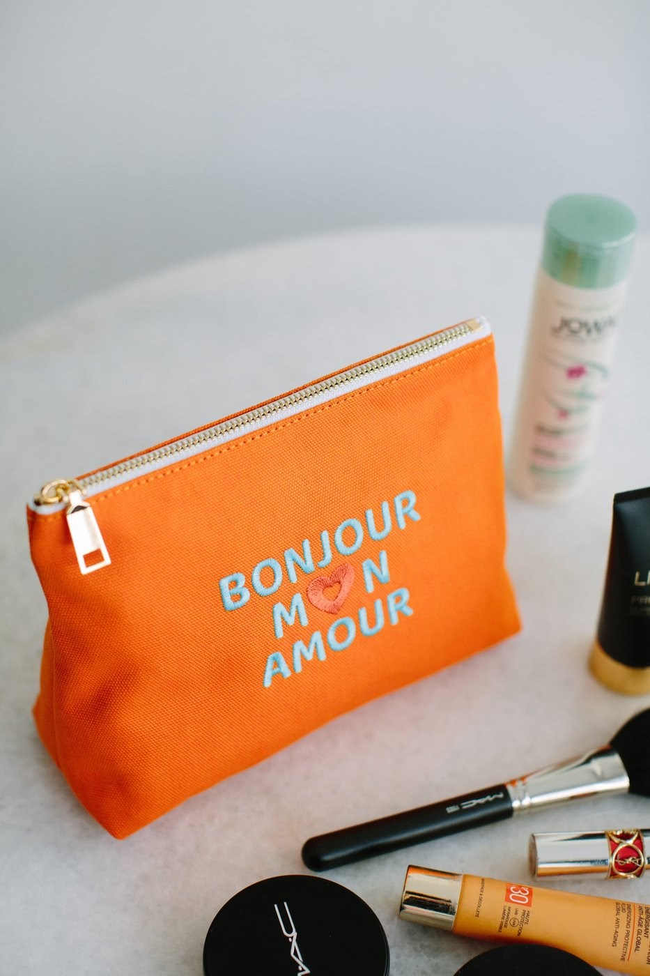 Bonjour Mon Amour Kozmetik & Seyahat Çantası – Turuncu