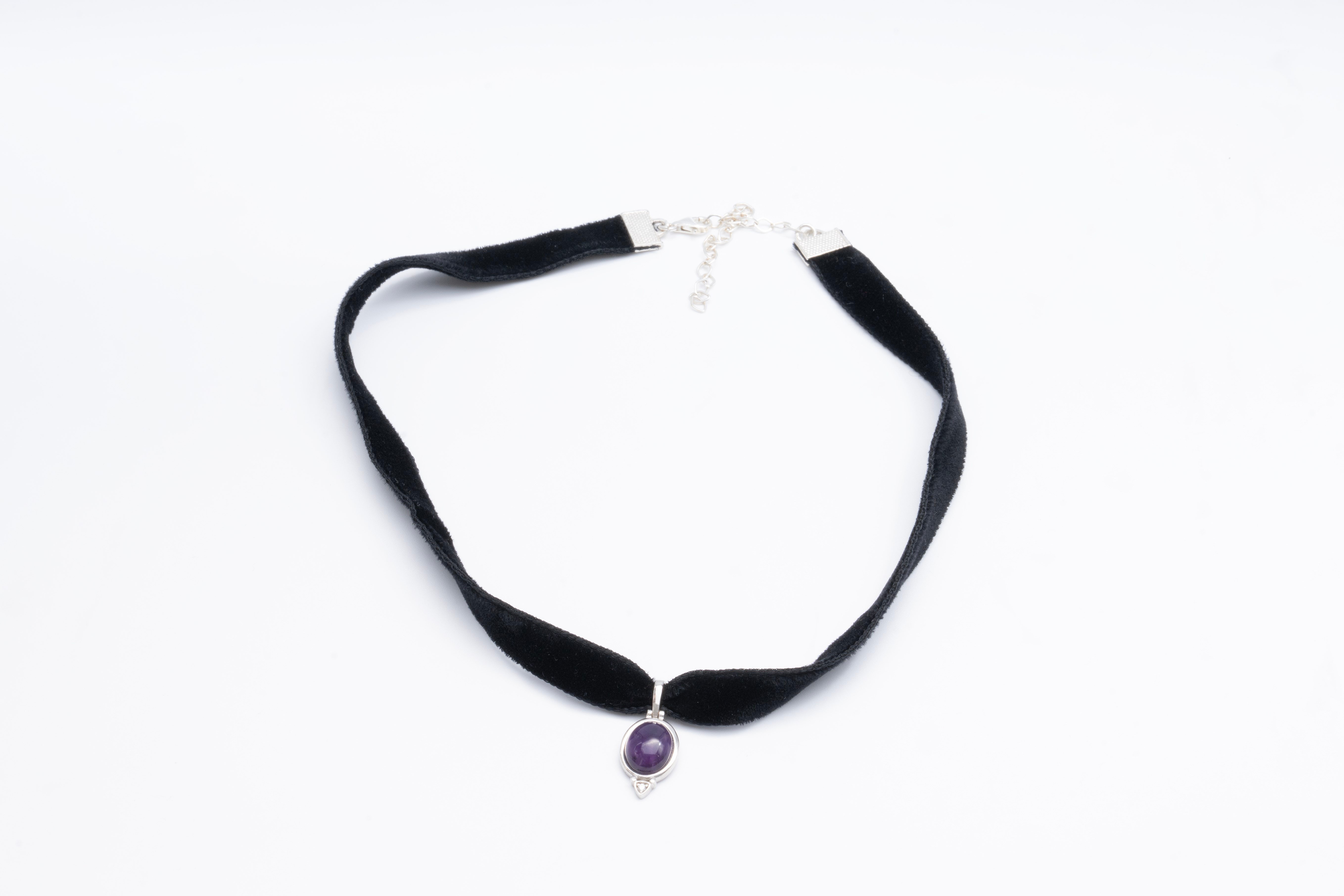 Choker Kolye
