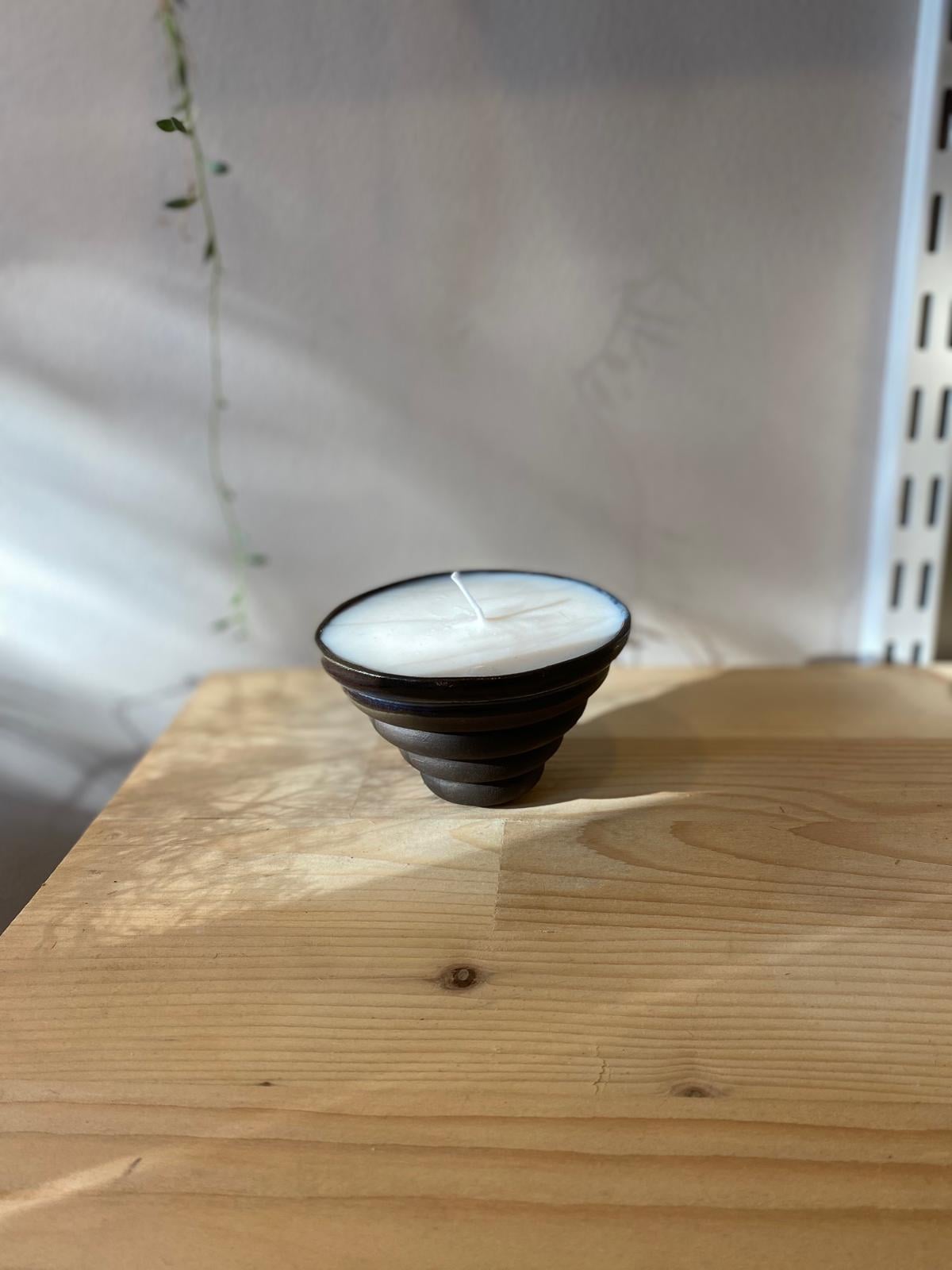 Cosmo Candle - Brown