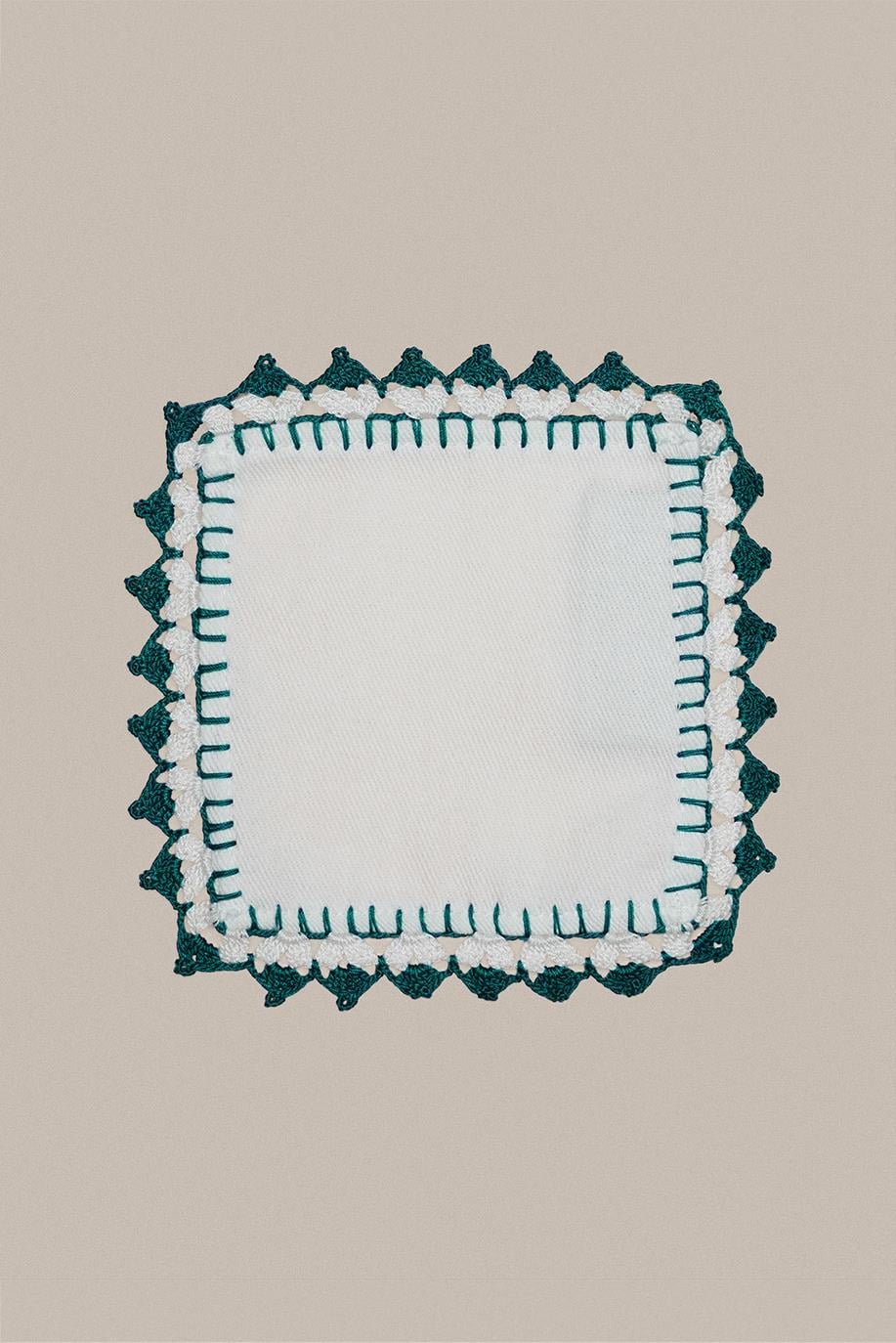 Dantel İşlemeli Bardak Altlığı