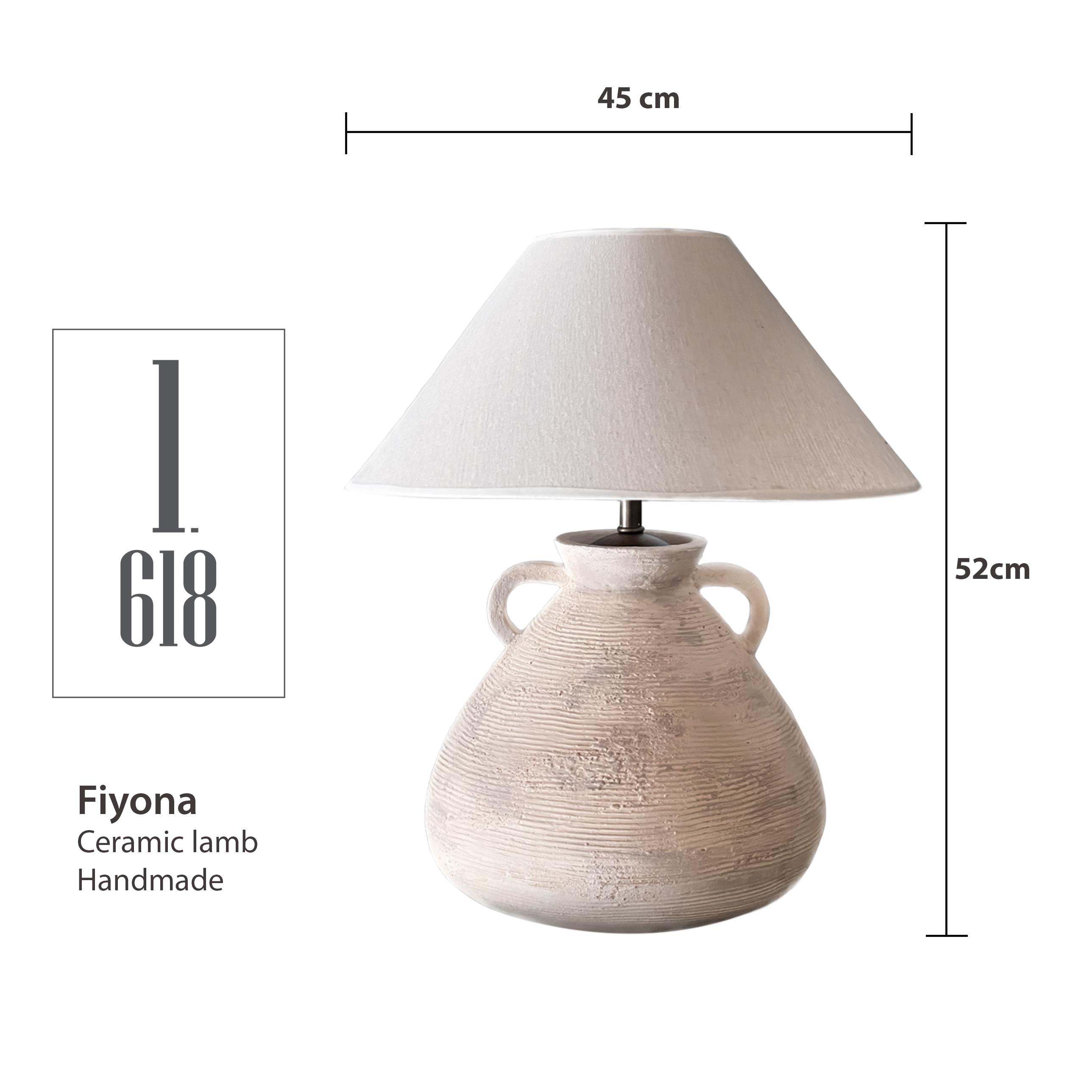 FİYONA