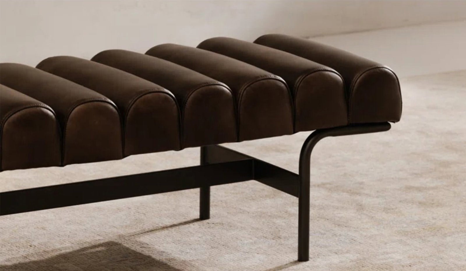 Flav Metal Deri Bench Puf