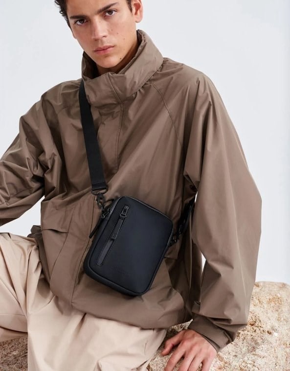 Gaston Luga Dash Vertı Crossbody Çanta - Siyah