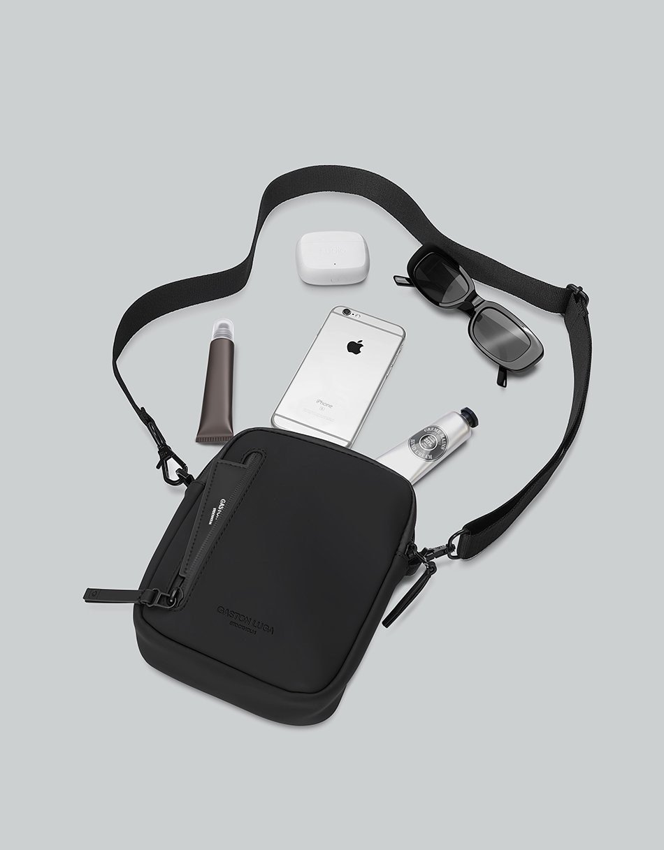 Gaston Luga Dash Vertı Crossbody Çanta - Siyah