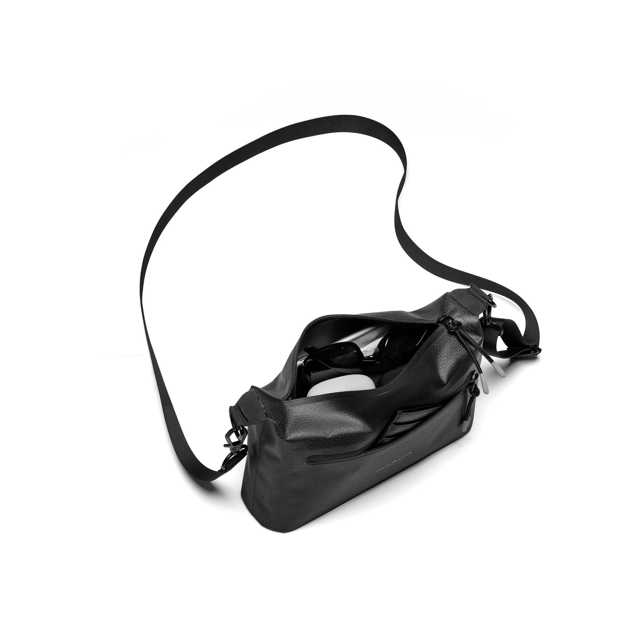 Gaston Luga Lightweight DuoSeal Crossbody Omuz Çantası- Black