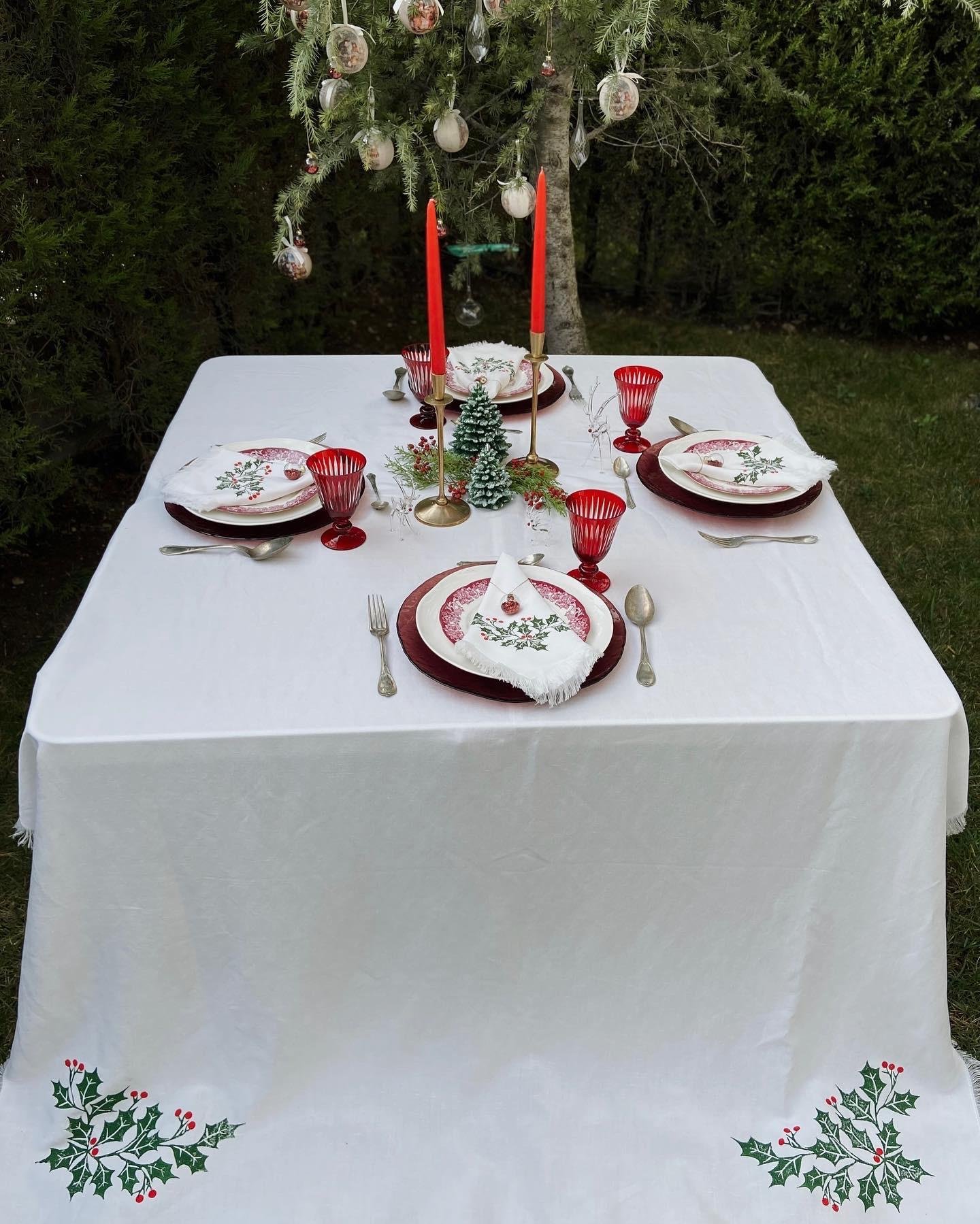 ILEX MASA ÖRTÜSÜ