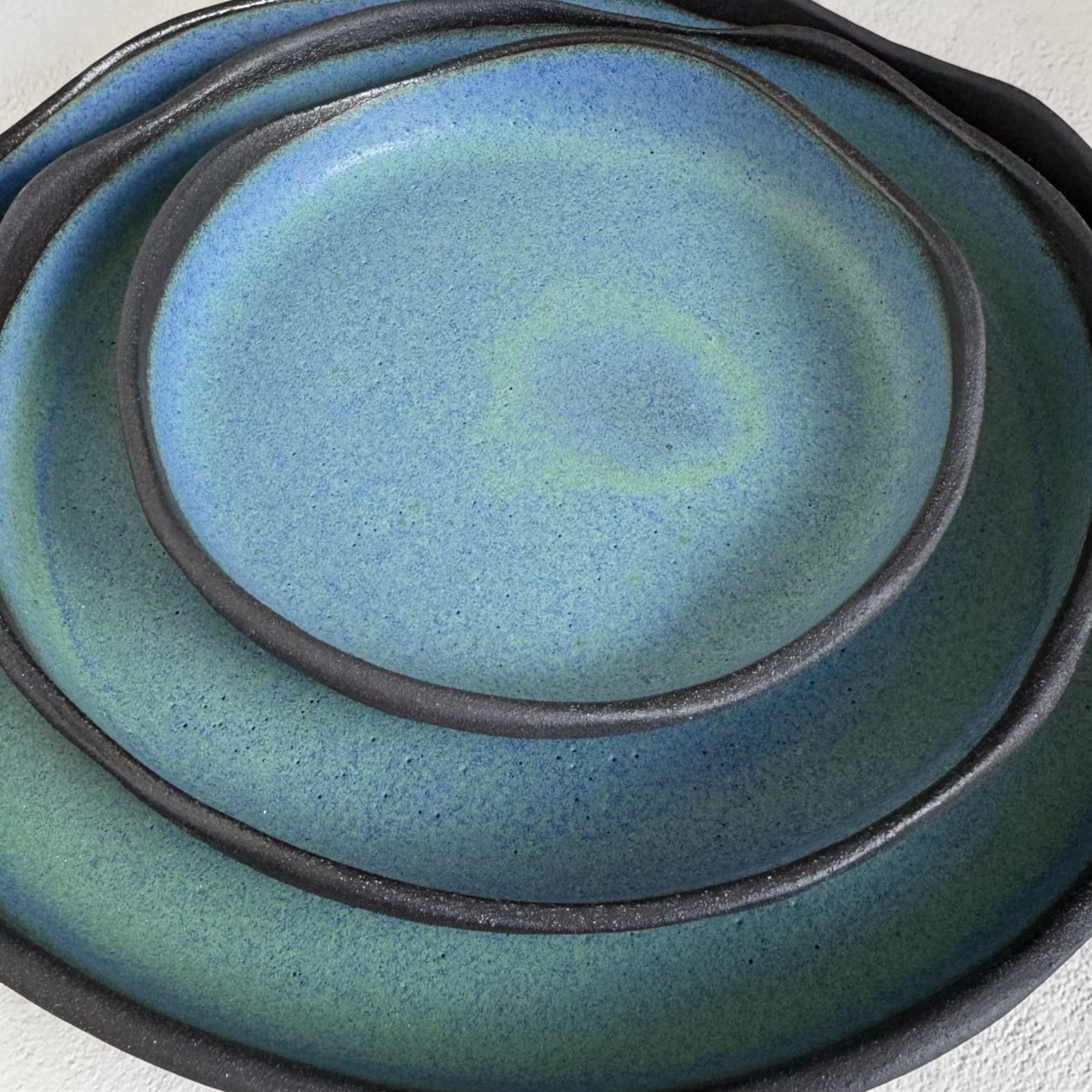 Lagoon Shoreline Dinner Set