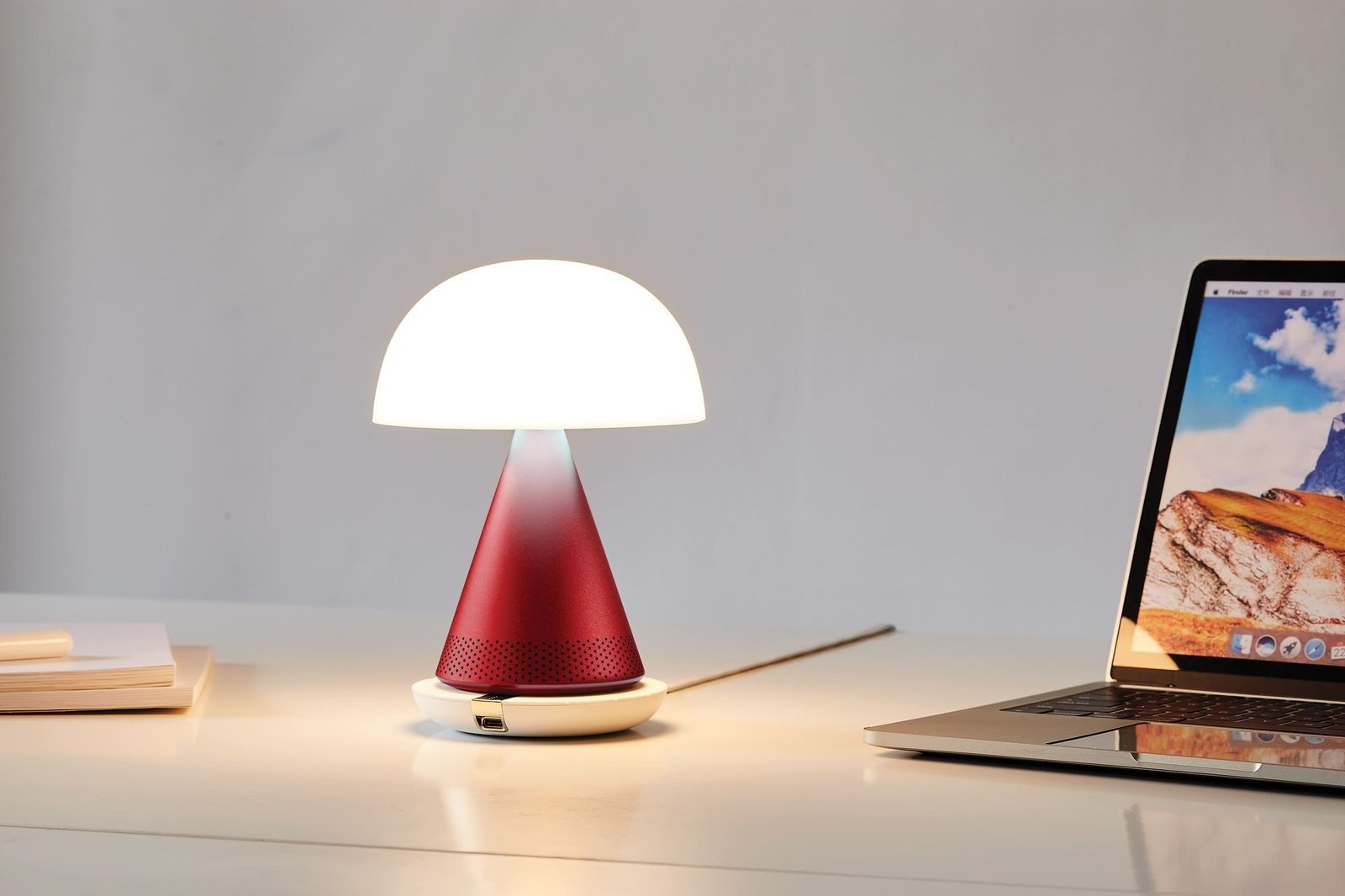 Lexon Mina L Led Lamba ve  Bluetooth Hoparlör Koyu Kırmızı
