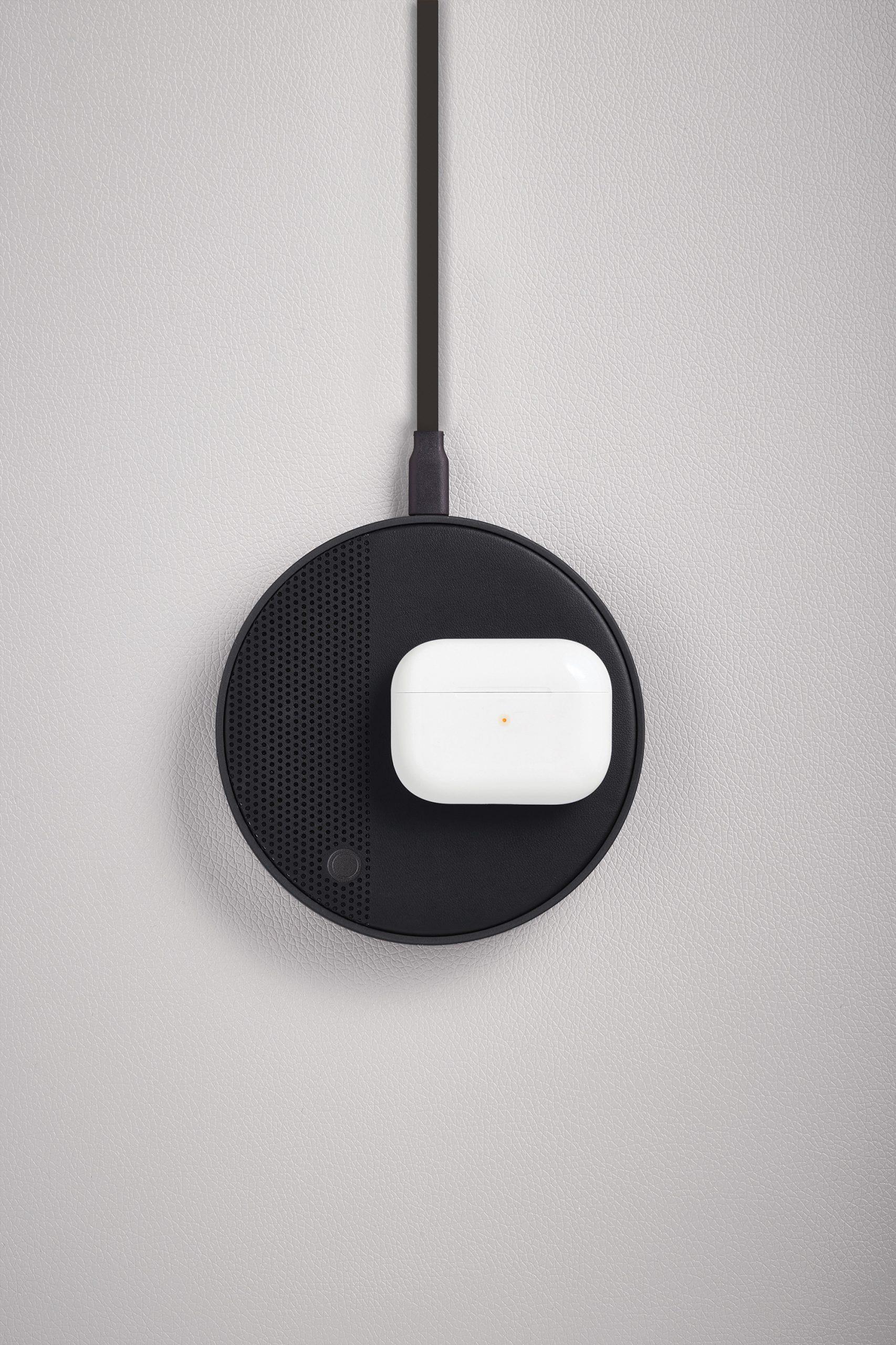 Lexon Oslo Energy + Kablosuz Şarj Cihazı ve Bluetooth Hoparlör Siyah