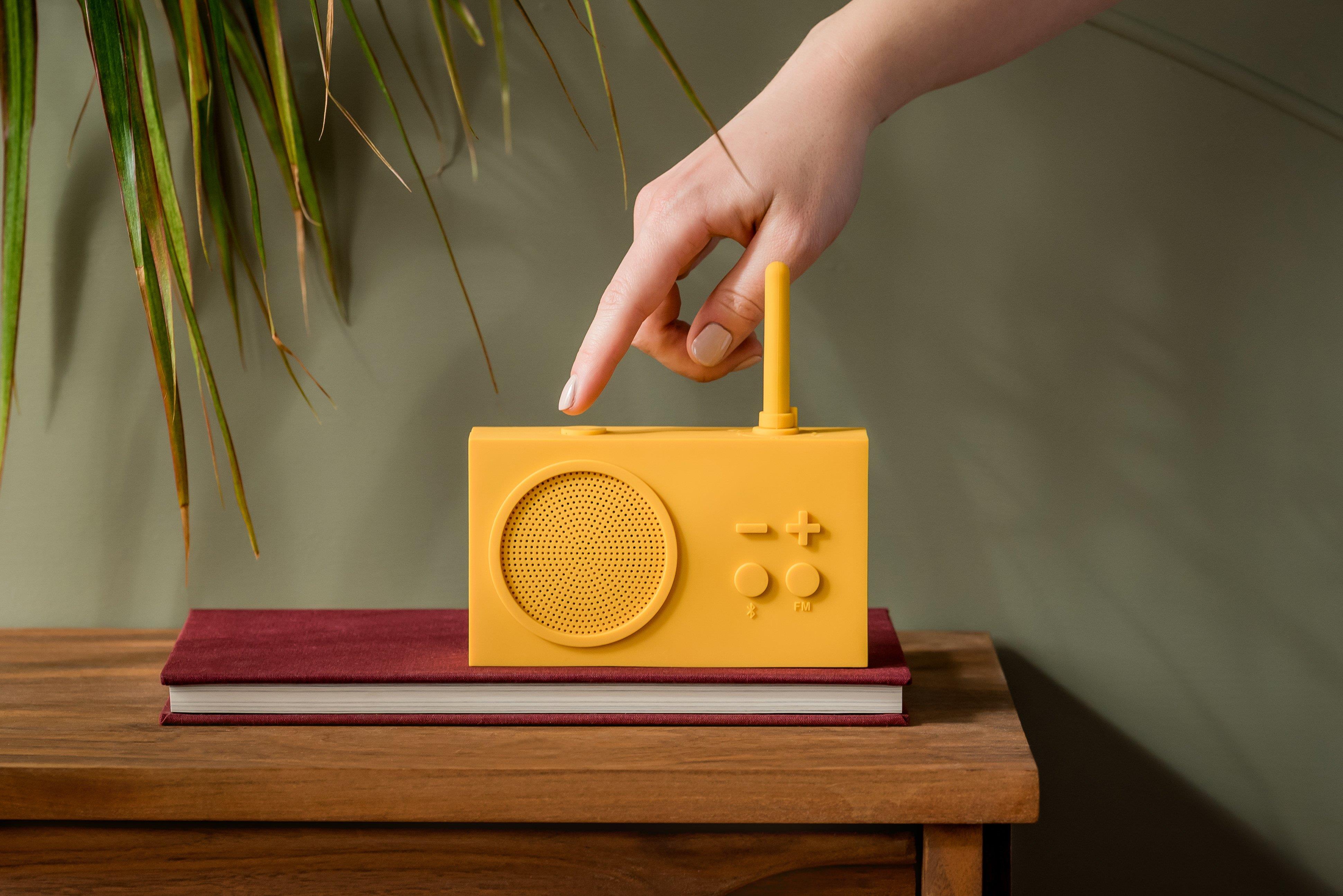 Lexon Tykho 3 Radyo ve Bluetooth Hoparlör Sarı