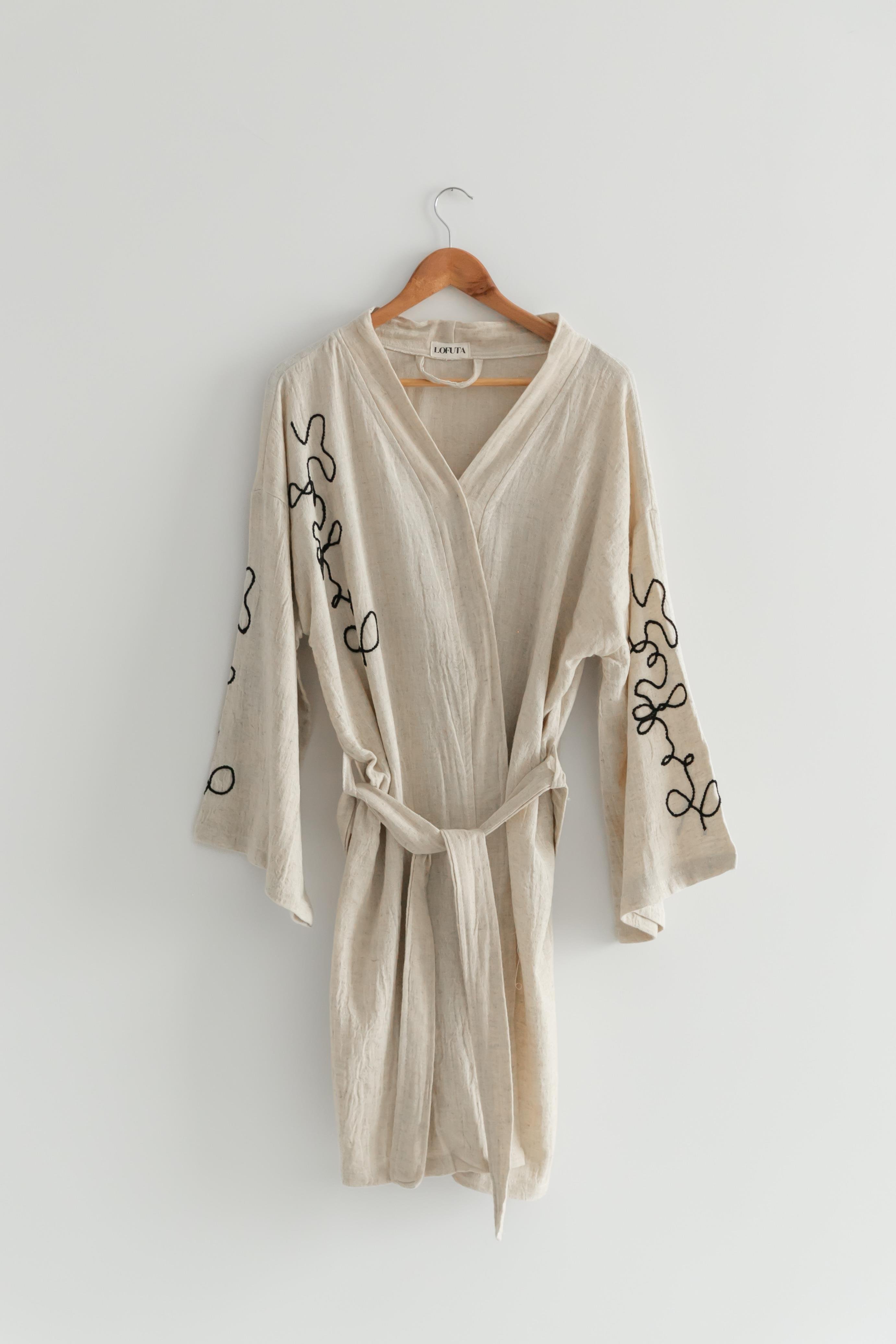 Line Black Kimono