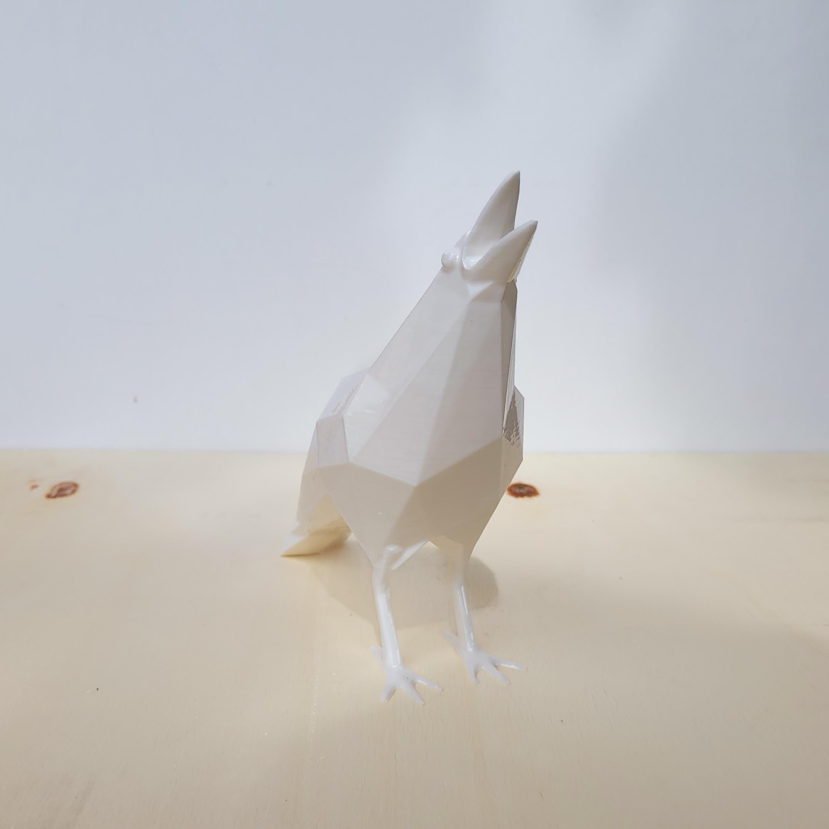 Low Poly Karga Figürü | Beyaz
