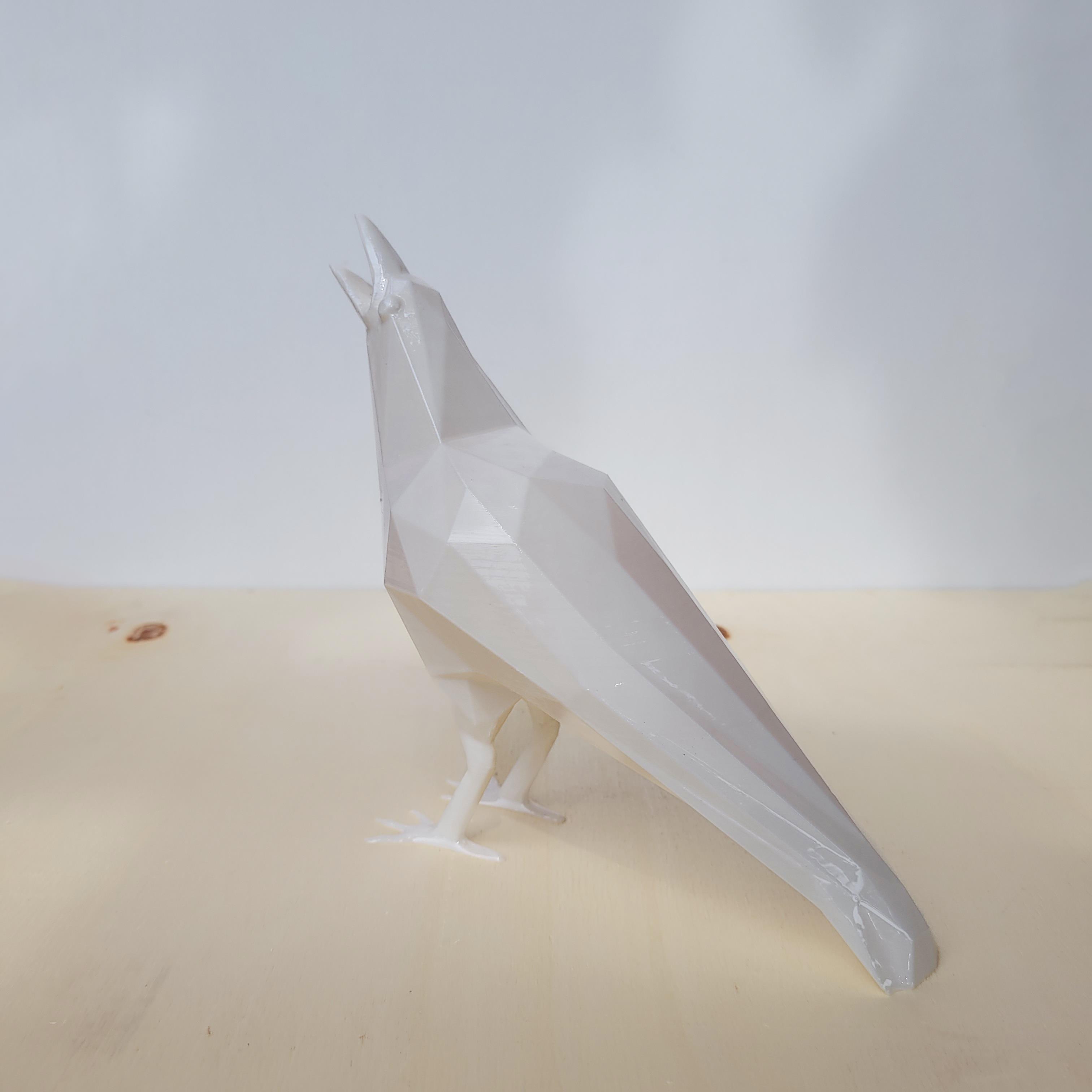 Low Poly Karga Figürü | Beyaz
