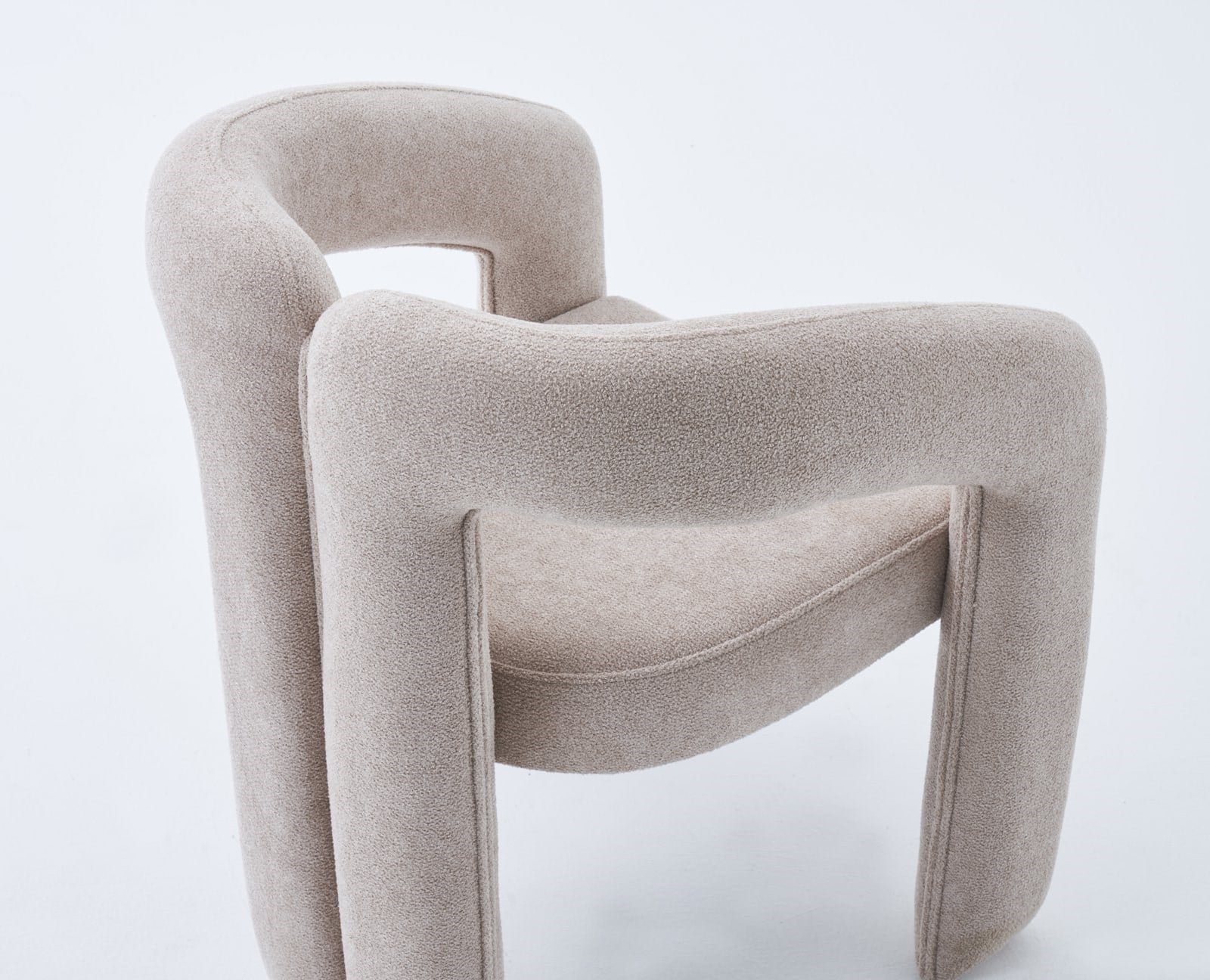 M&M Sandalye